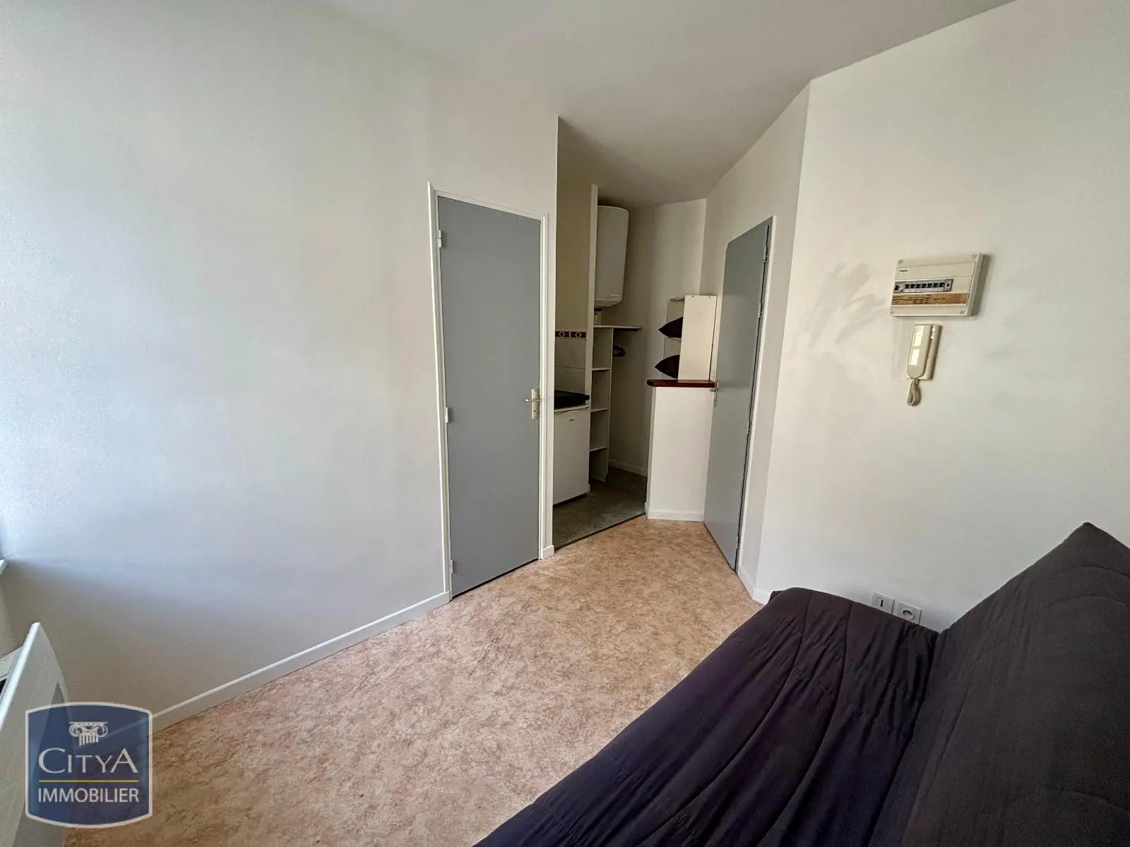 Photo 1 Appartement 1 pièce 12.26m²