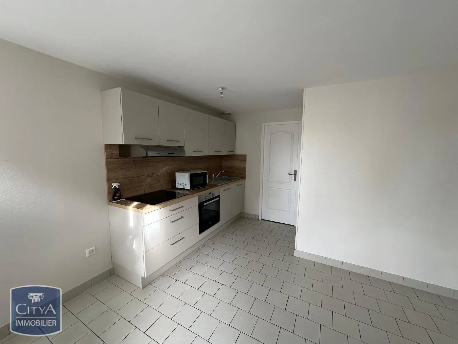 Photo 1 Appartement 2 pièces 28.21m²