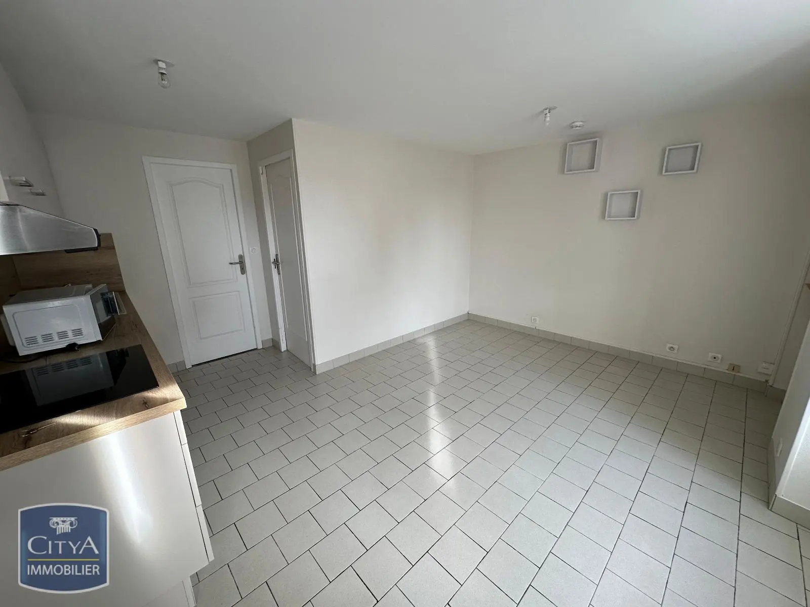 Photo 2 Appartement 2 pièces 28.21m²