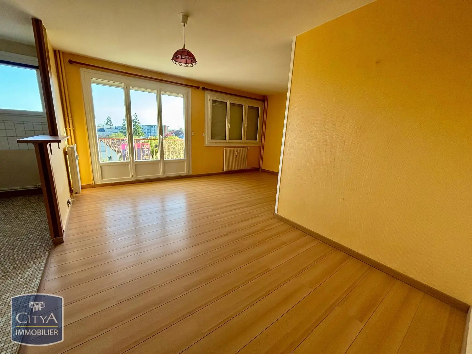 Photo 2 Appartement 1 pièce 53.37m²