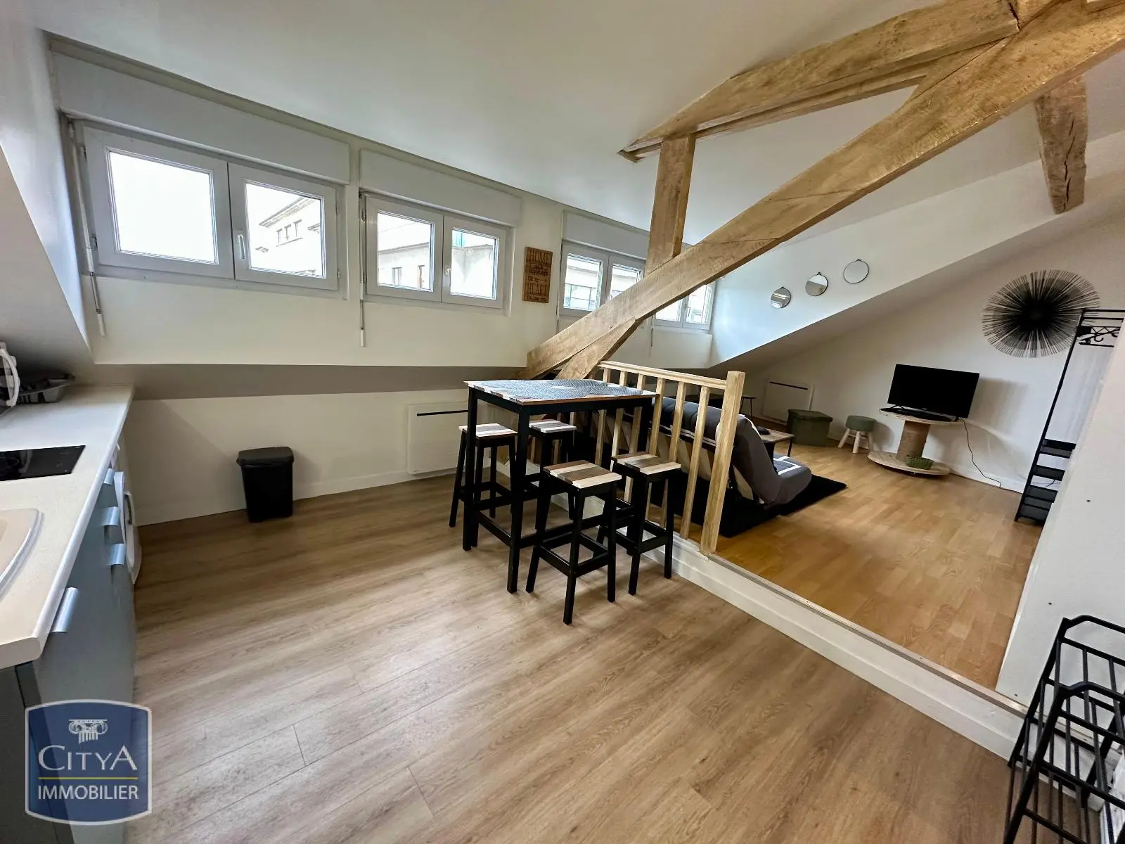 Photo 1 Appartement 1 pièce 24.94m²