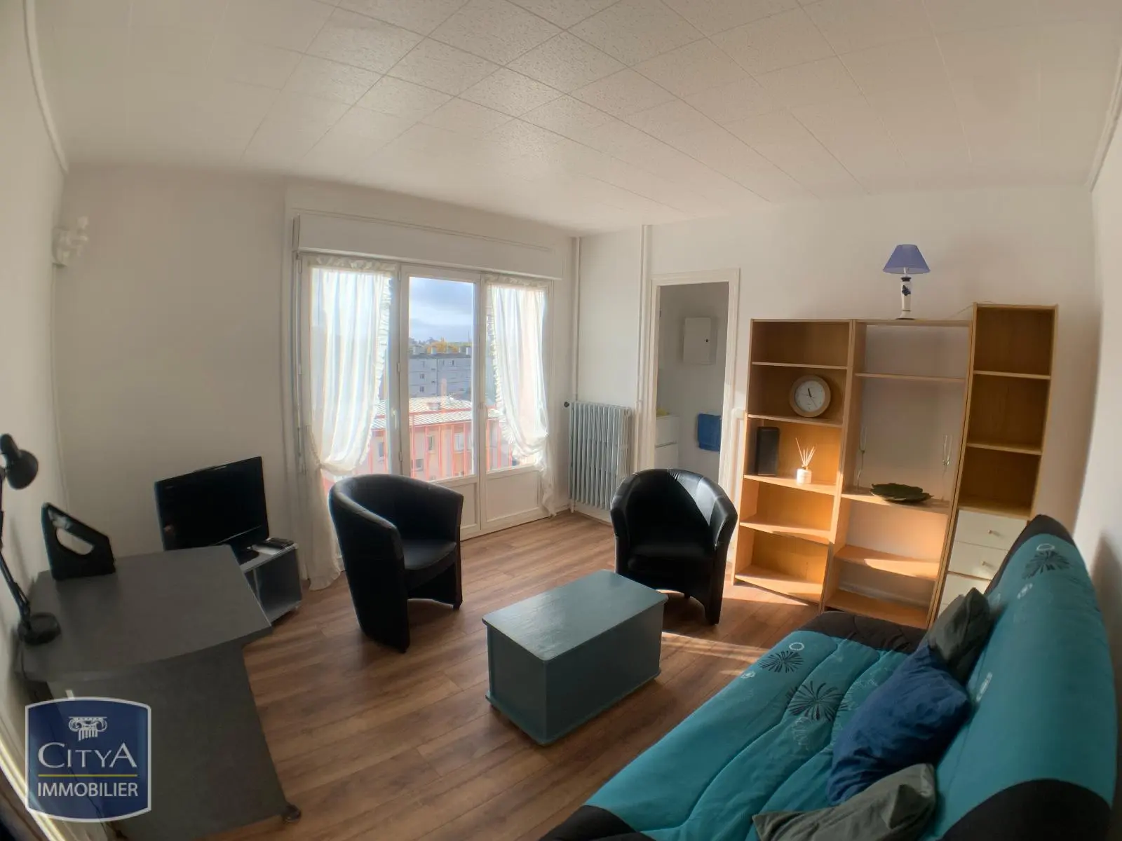 Photo 1 Appartement 1 pièce 28.39m²