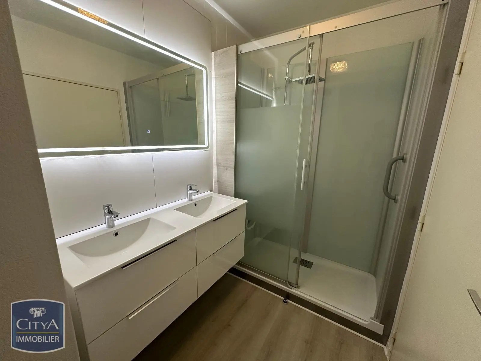 Photo 8 Appartement 4 pièces 116.47m²