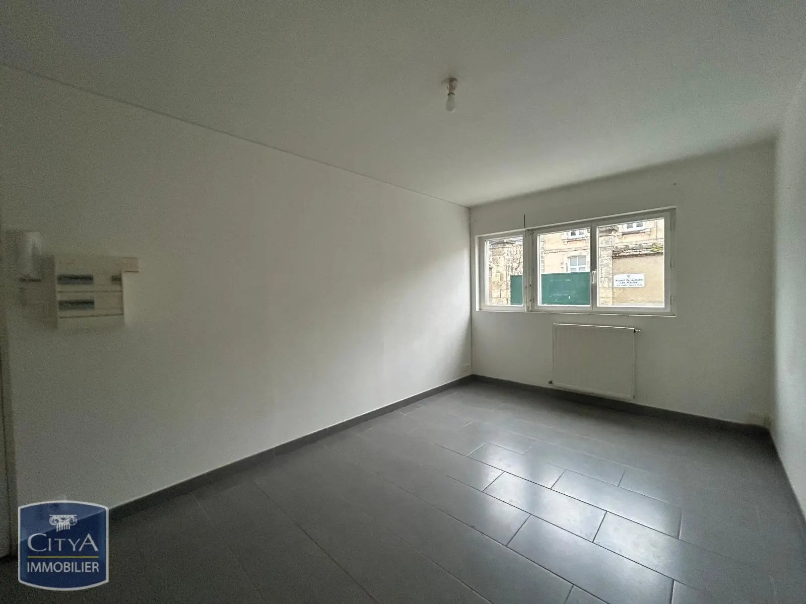 Photo 2 Appartement 1 pièce 26.01m²