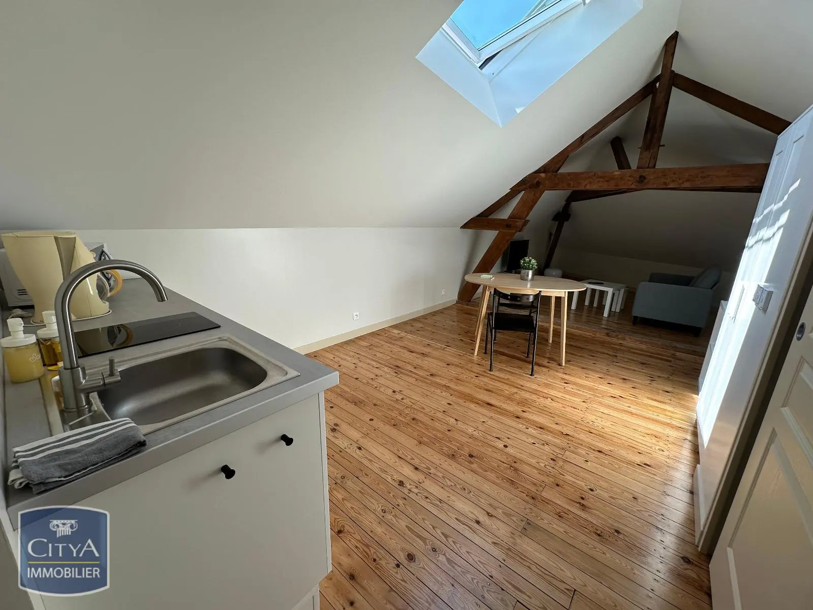 Photo 2 Appartement 1 pièce 21.35m²