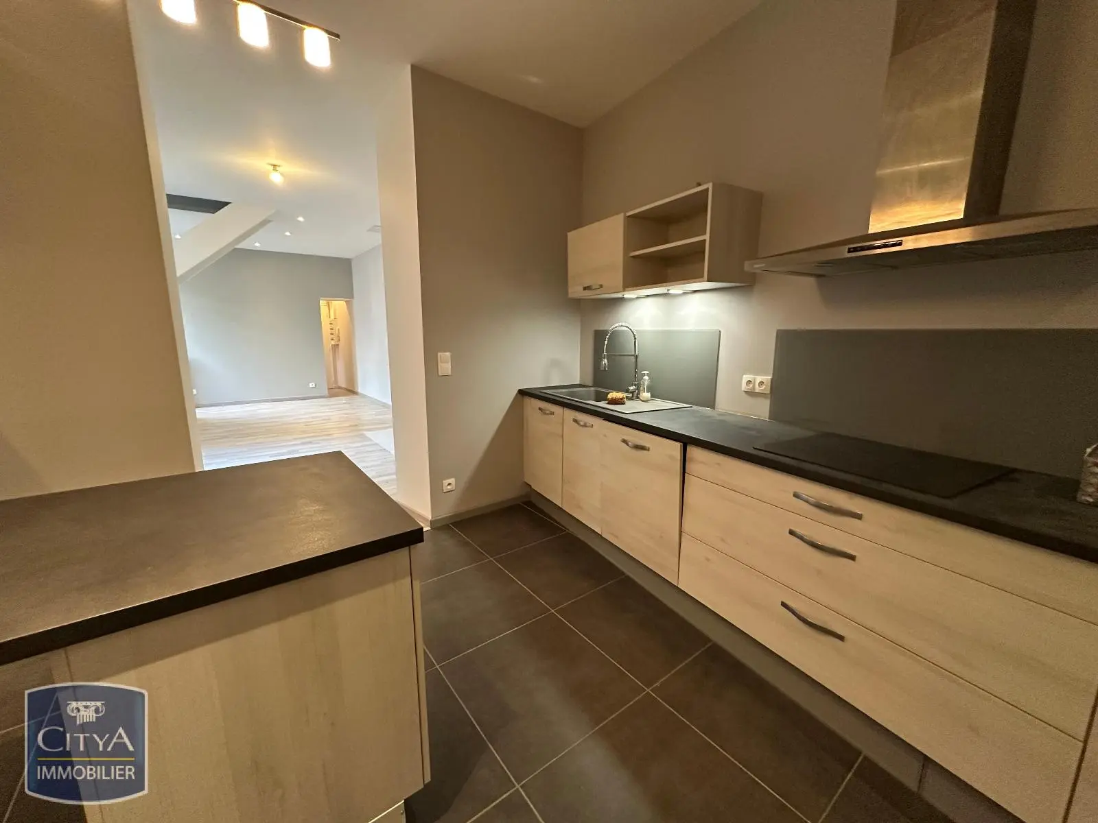 Photo 4 Appartement 4 pièces 105.37m²