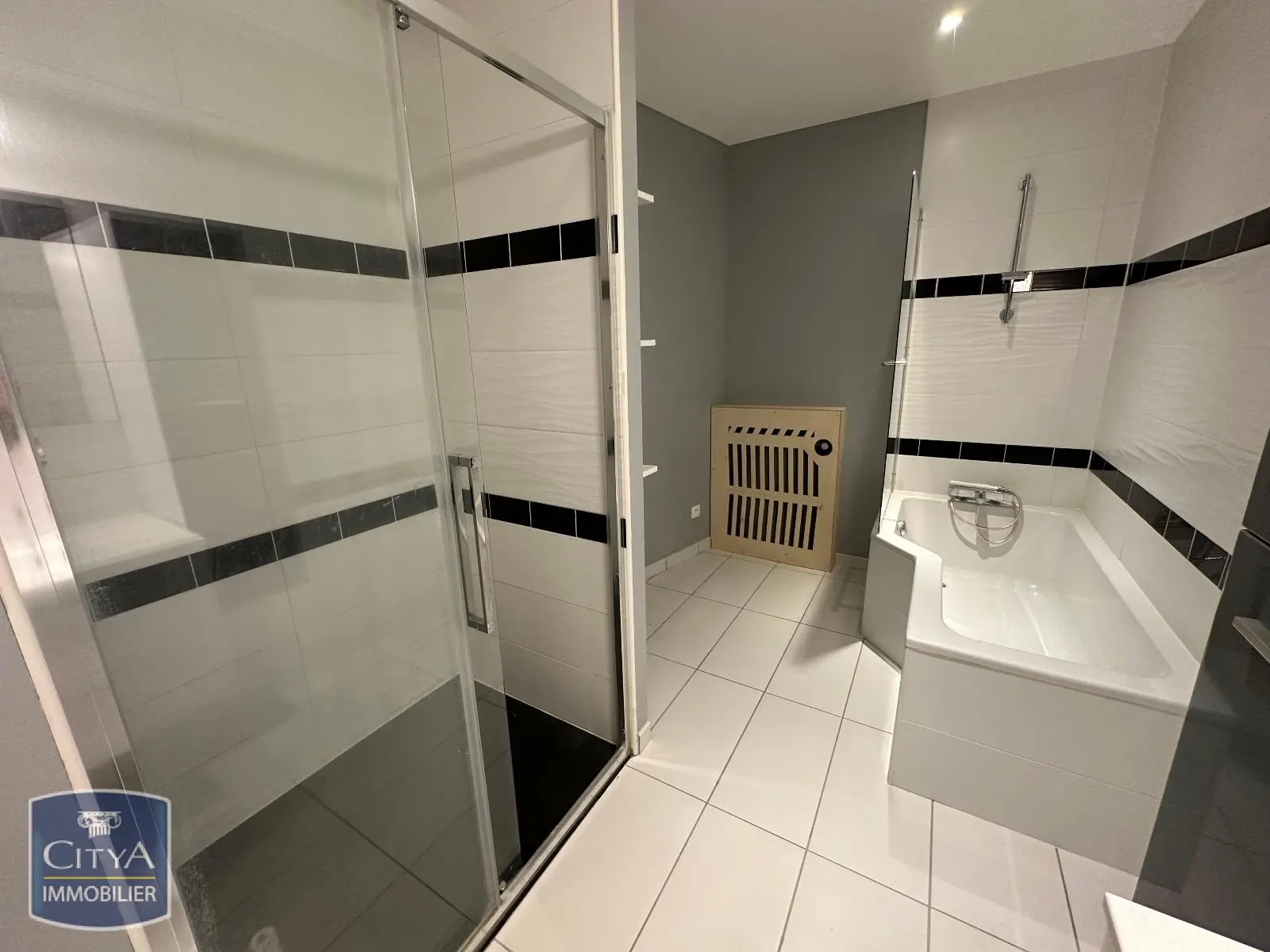 Photo 13 Appartement 4 pièces 105.37m²