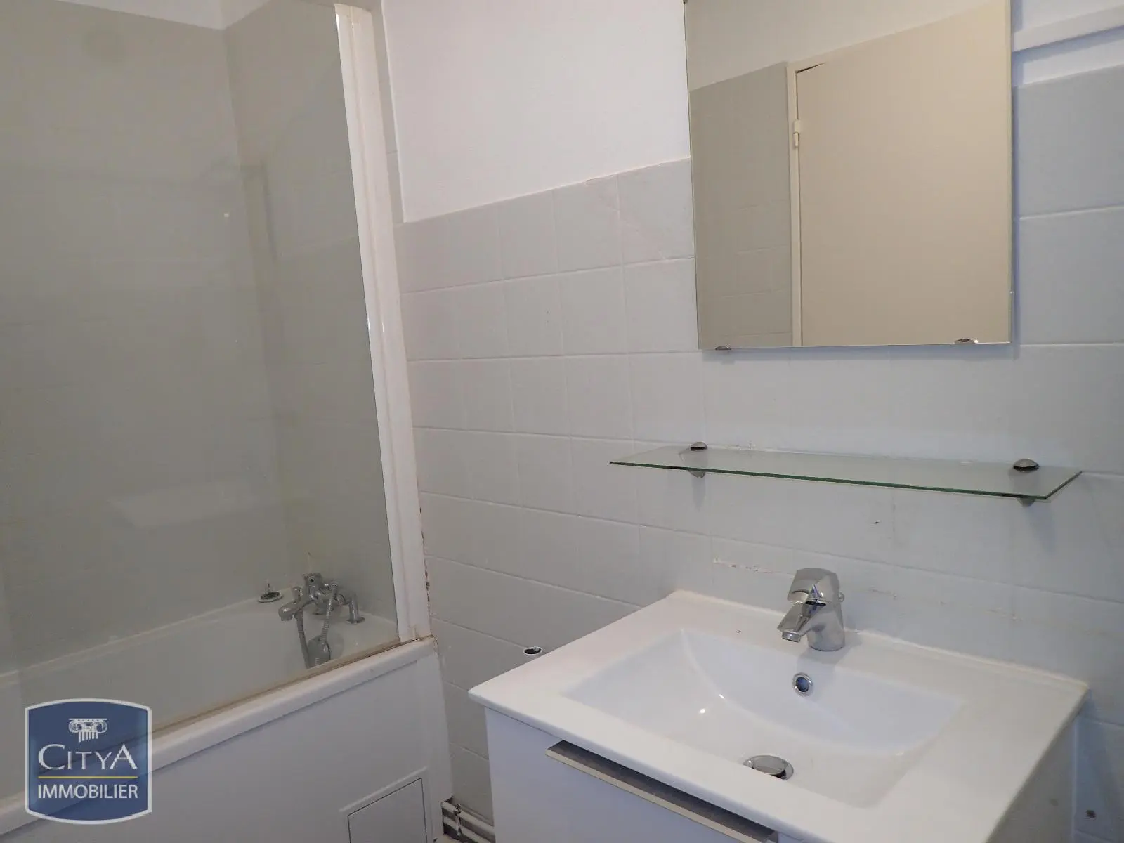 Photo 3 Appartement 1 pièce 33.92m²