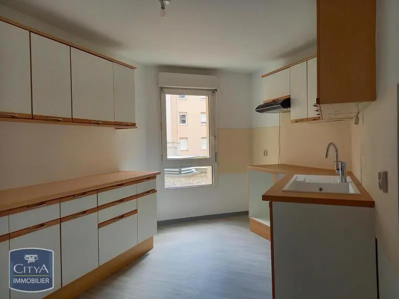 Photo 1 Appartement 4 pièces 112.36m²