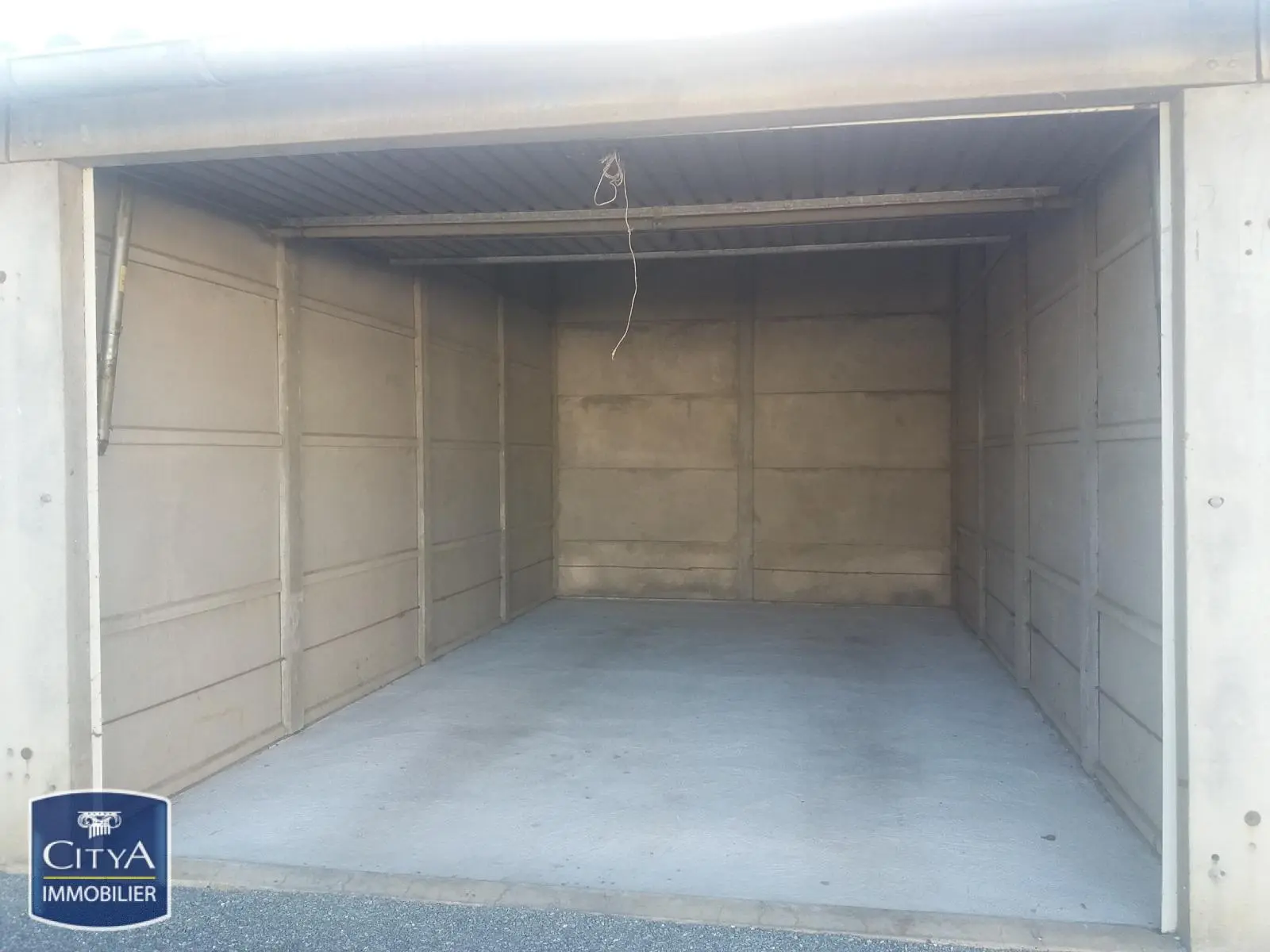 Photo 1 Parking 15m²