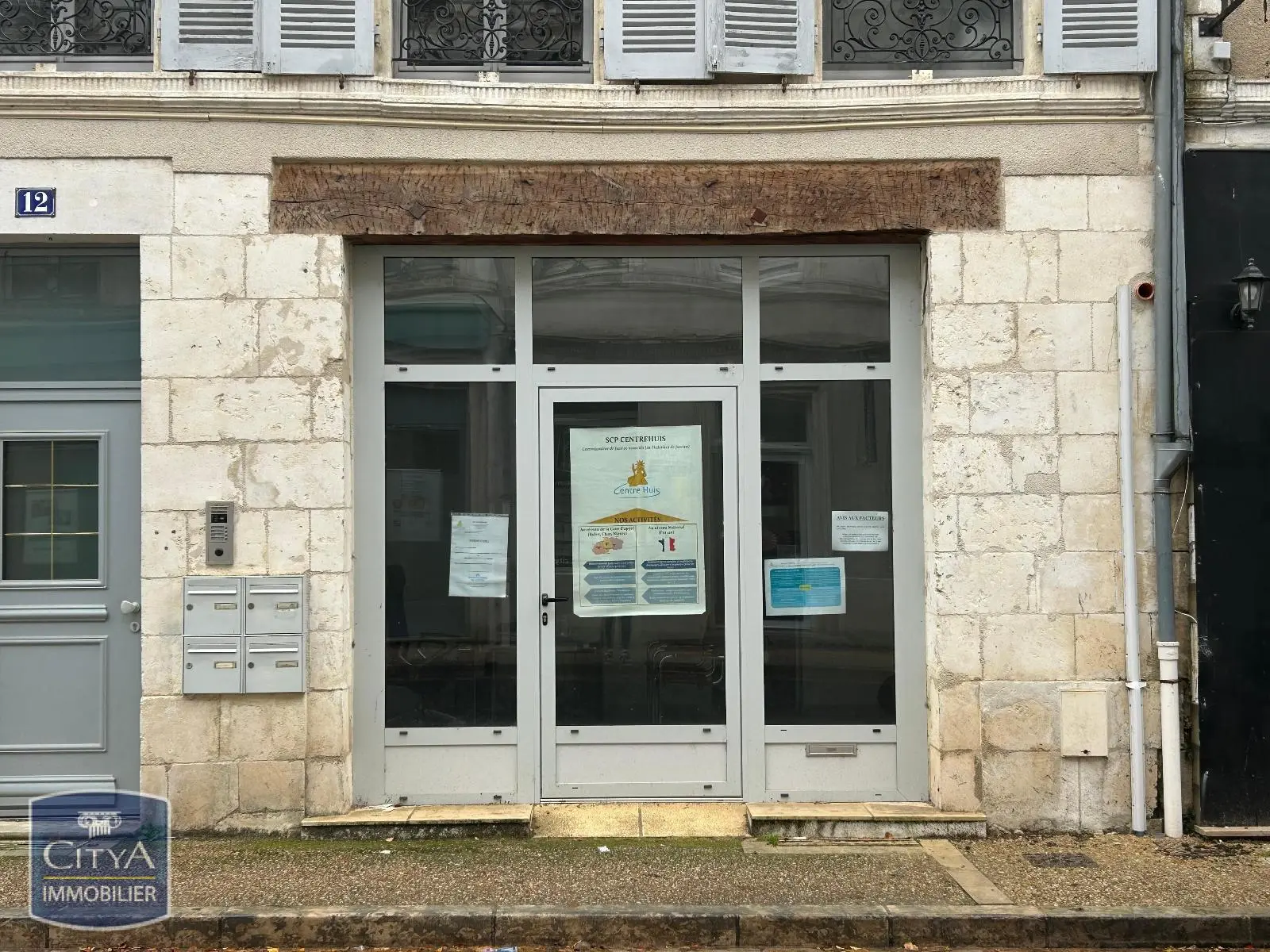 Photo 1 Local Professionnel 2 pièces