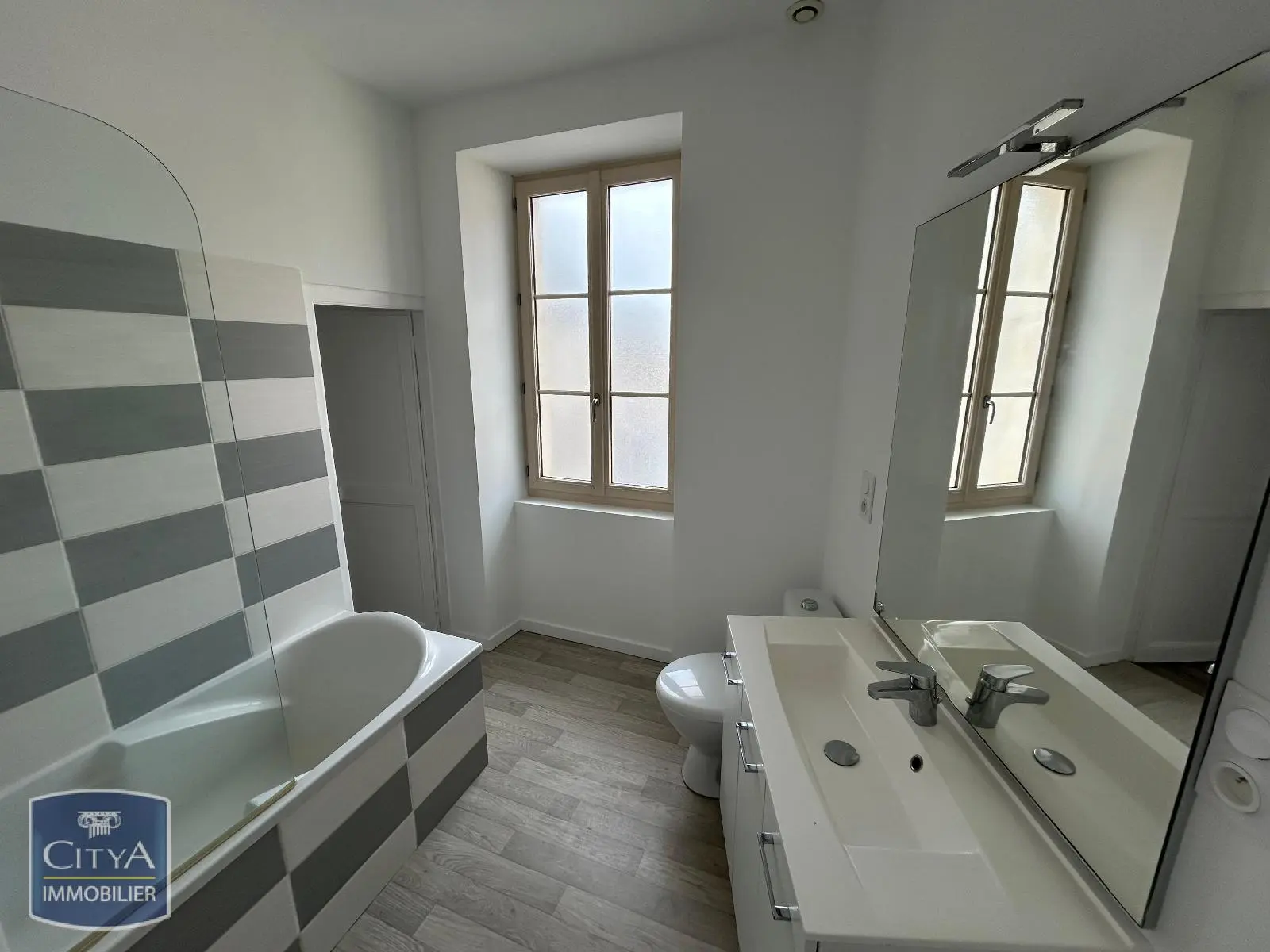 Photo 9 Appartement 5 pièces 94.83m²