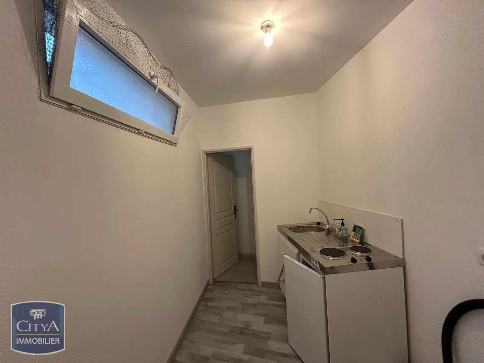 Photo 6 Local Professionnel 2 pièces