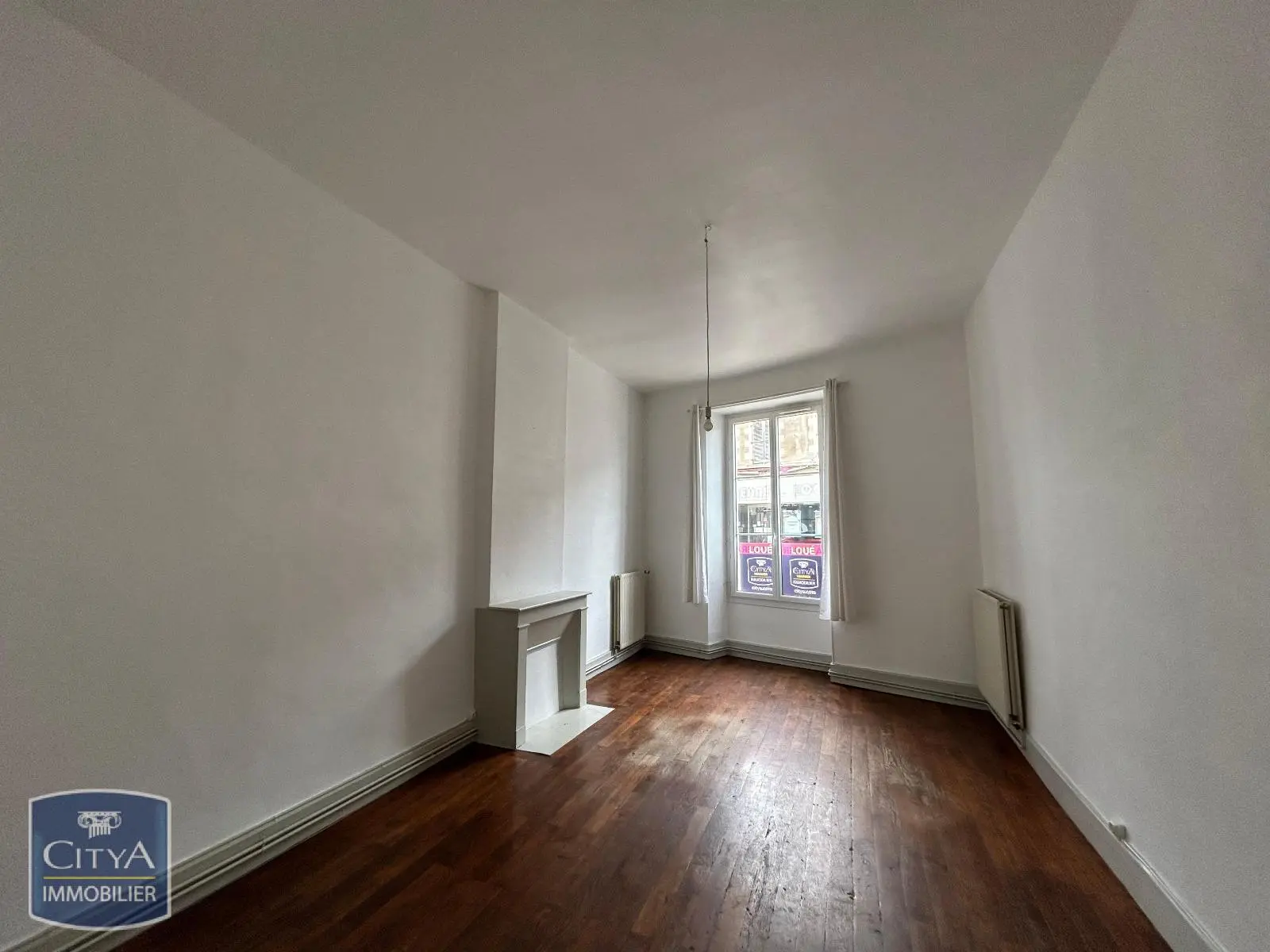 Photo 2 Appartement 1 pièce 42.39m²