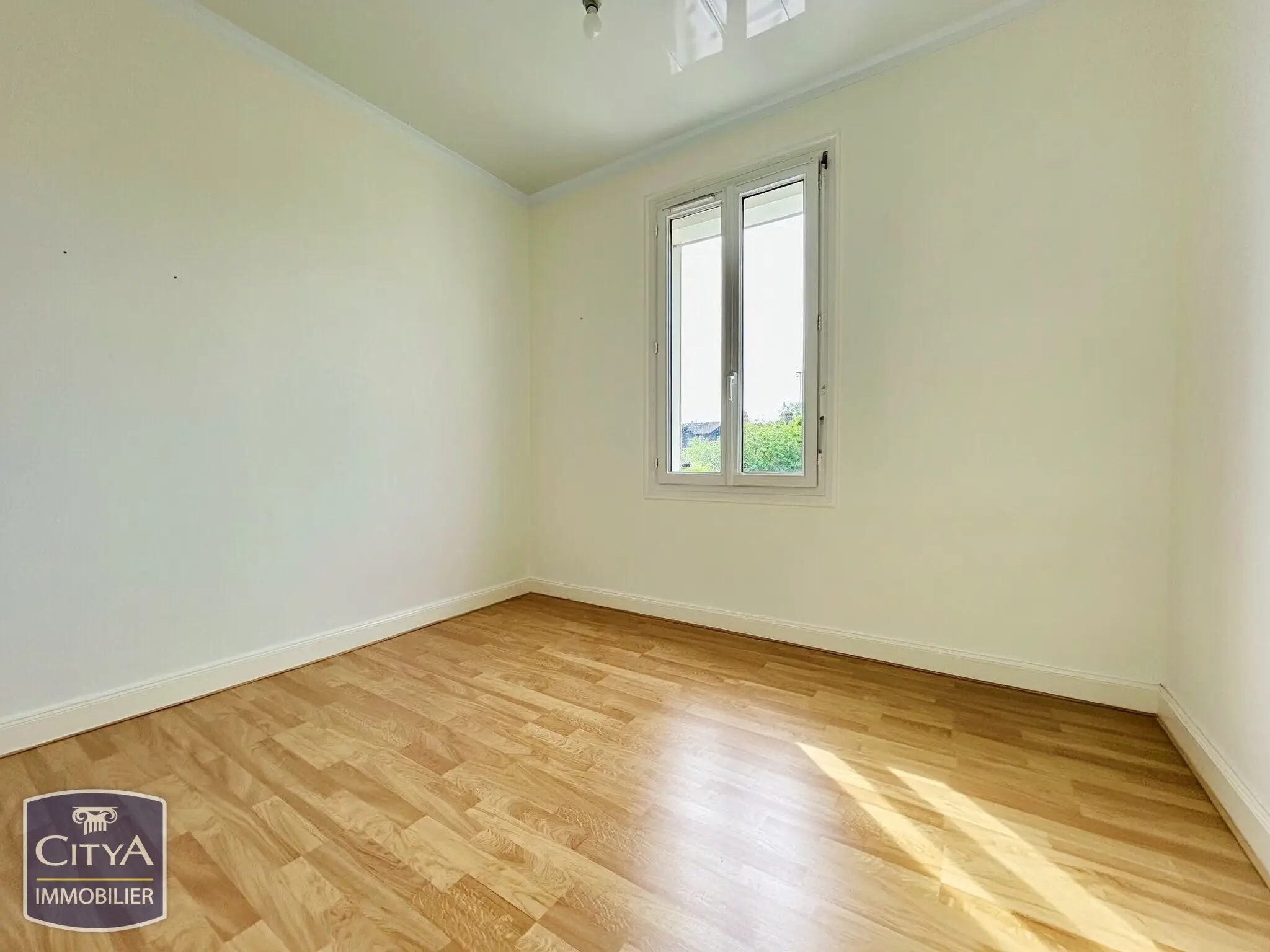 Photo 19 Maison 11 pièces 200m²