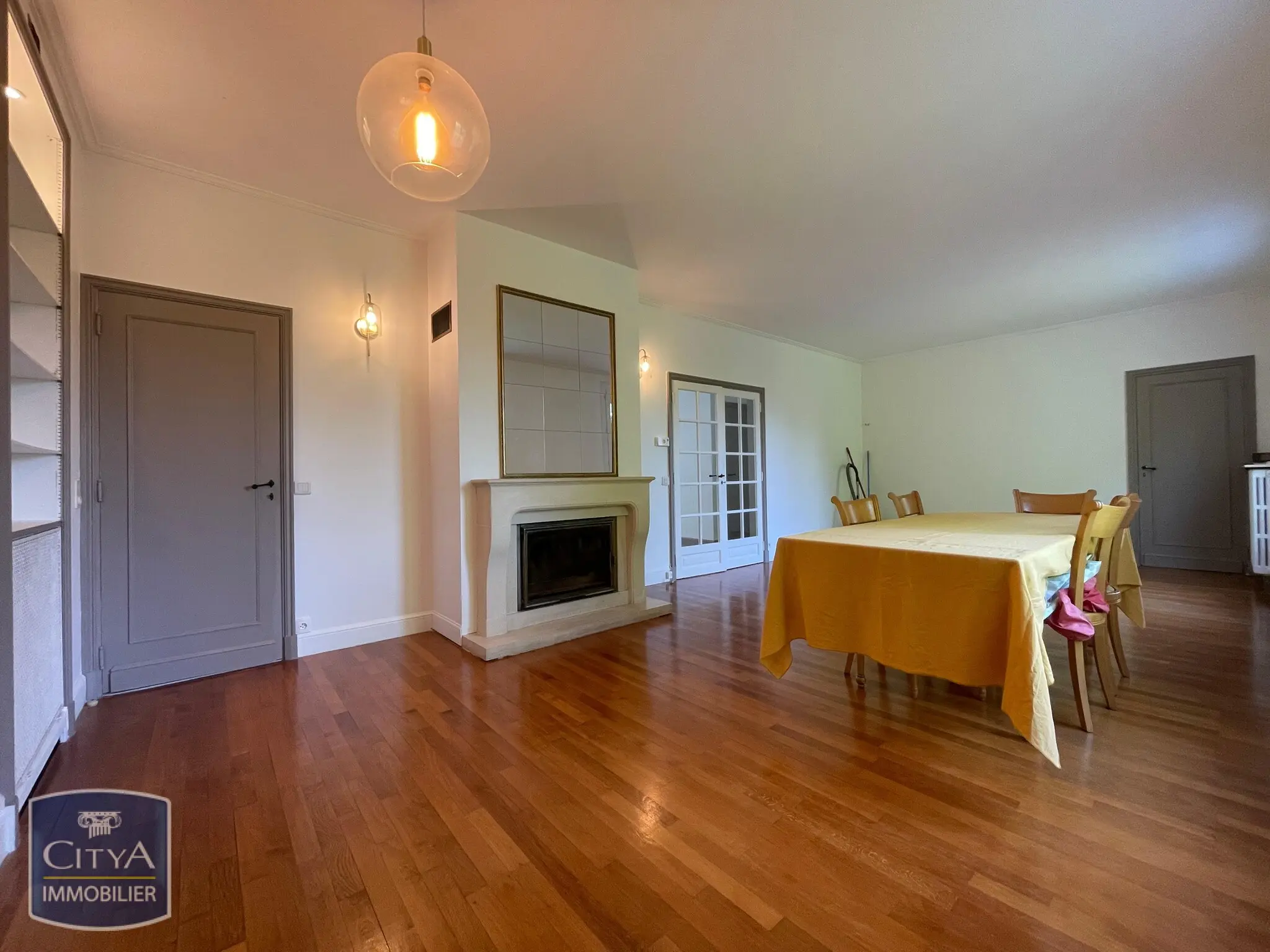 Photo 5 Maison 8 pièces 190m²