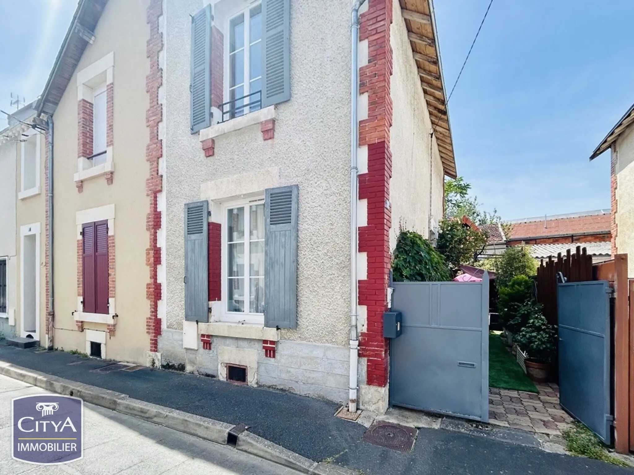 Photo 1 Maison 6 pièces 89m²