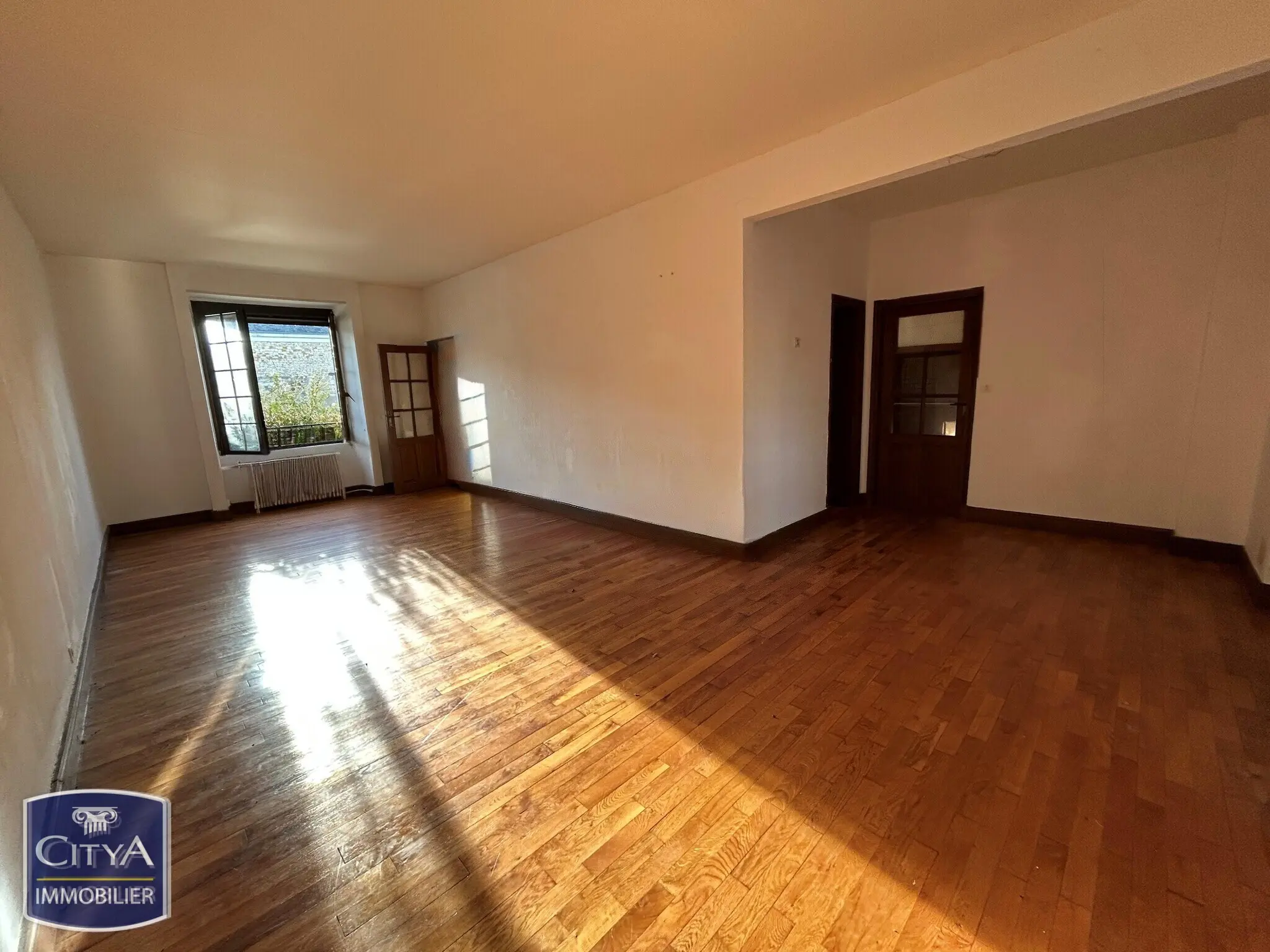 Photo 1 Maison 8 pièces 230m²