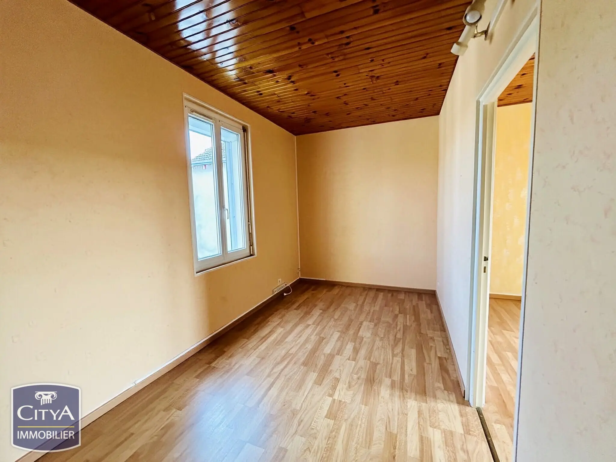 Photo 20 Maison 11 pièces 200m²