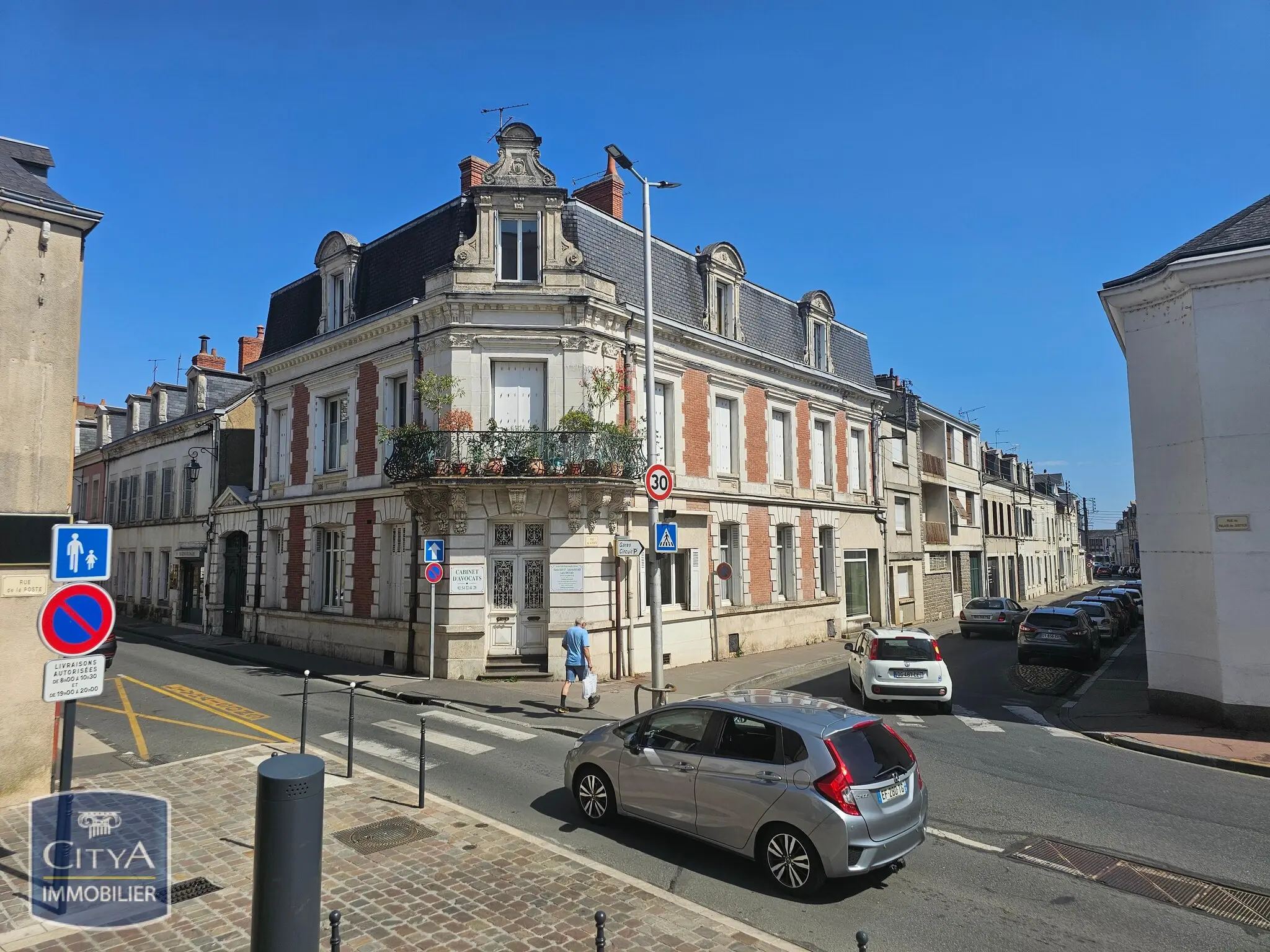 Photo 2 Appartement 5 pièces 142.8m²