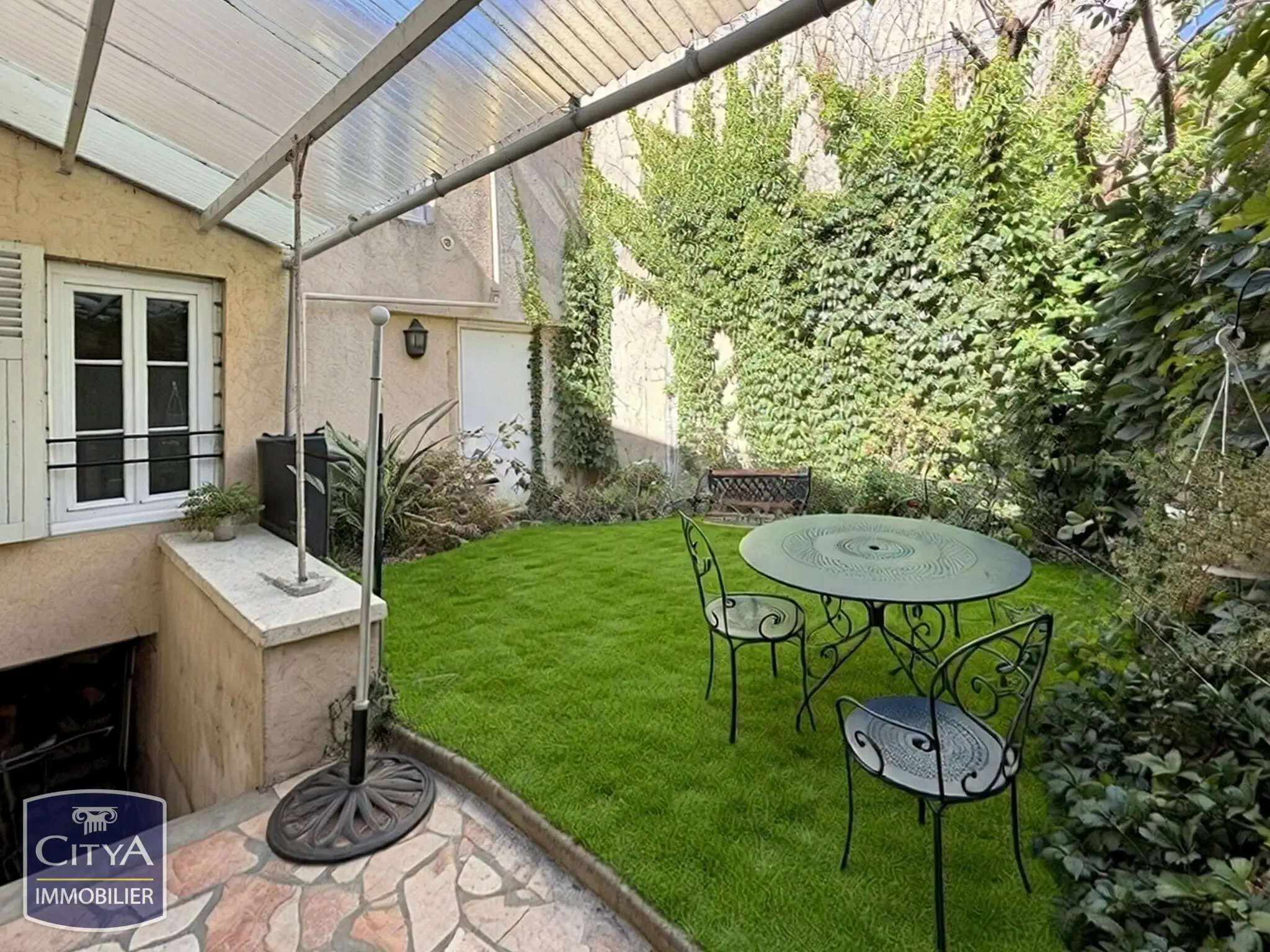 Photo 1 Maison 7 pièces 172m²