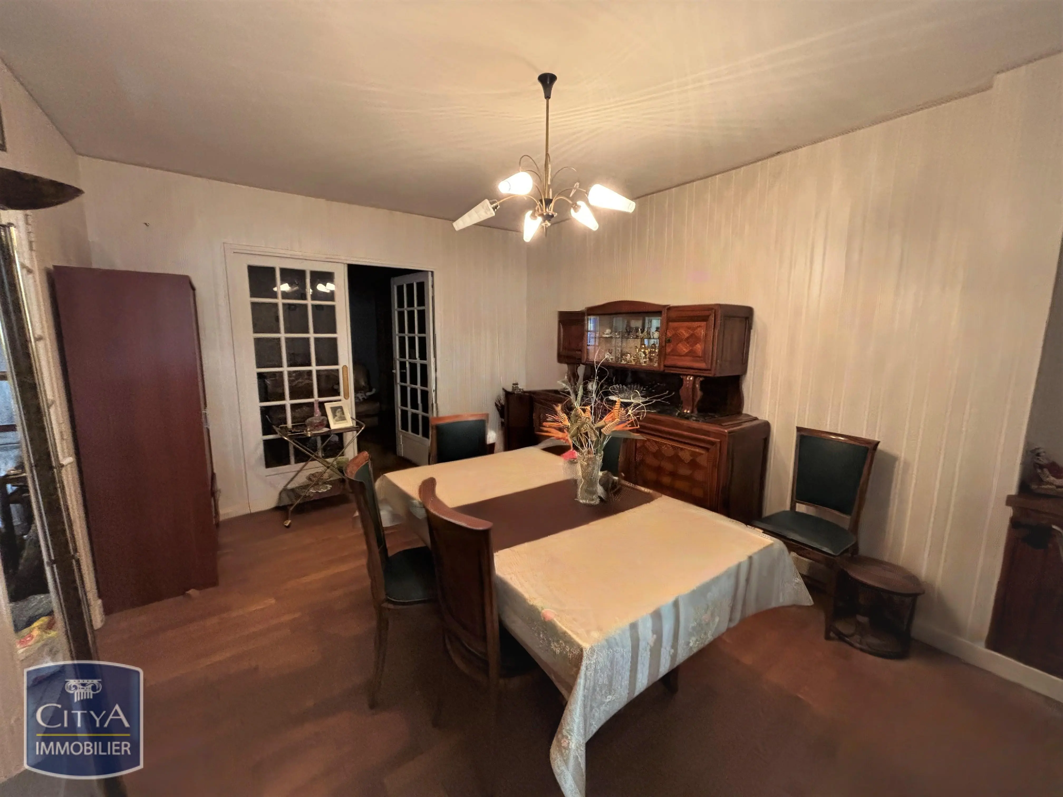 Photo 3 Maison 8 pièces 157m²