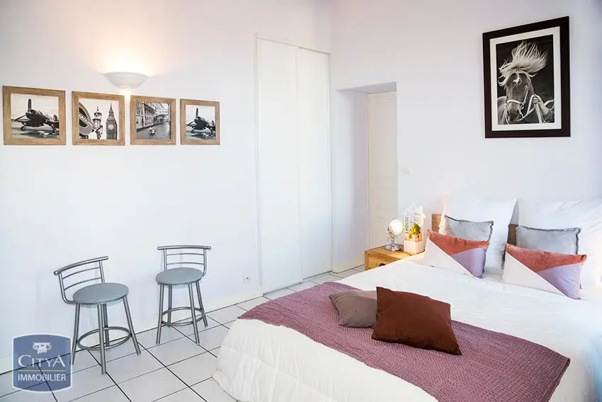 Photo 4 Immeuble 900m²