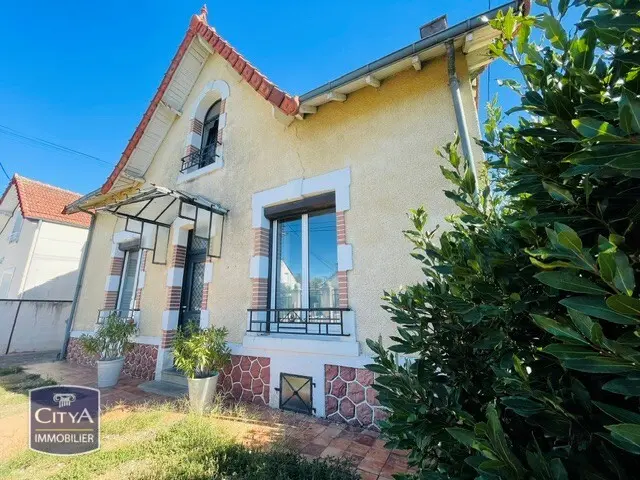 Photo 1 Maison 4 pièces 110m²