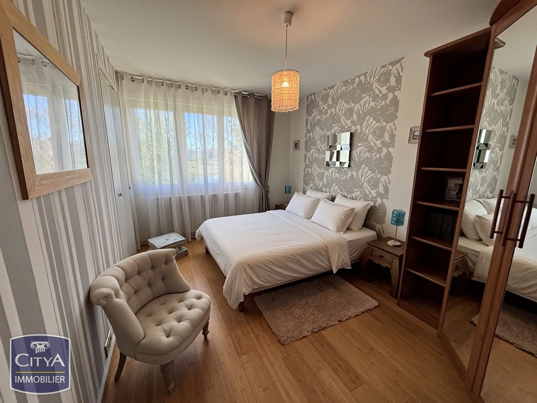Photo 6 Maison 5 pièces 250m²