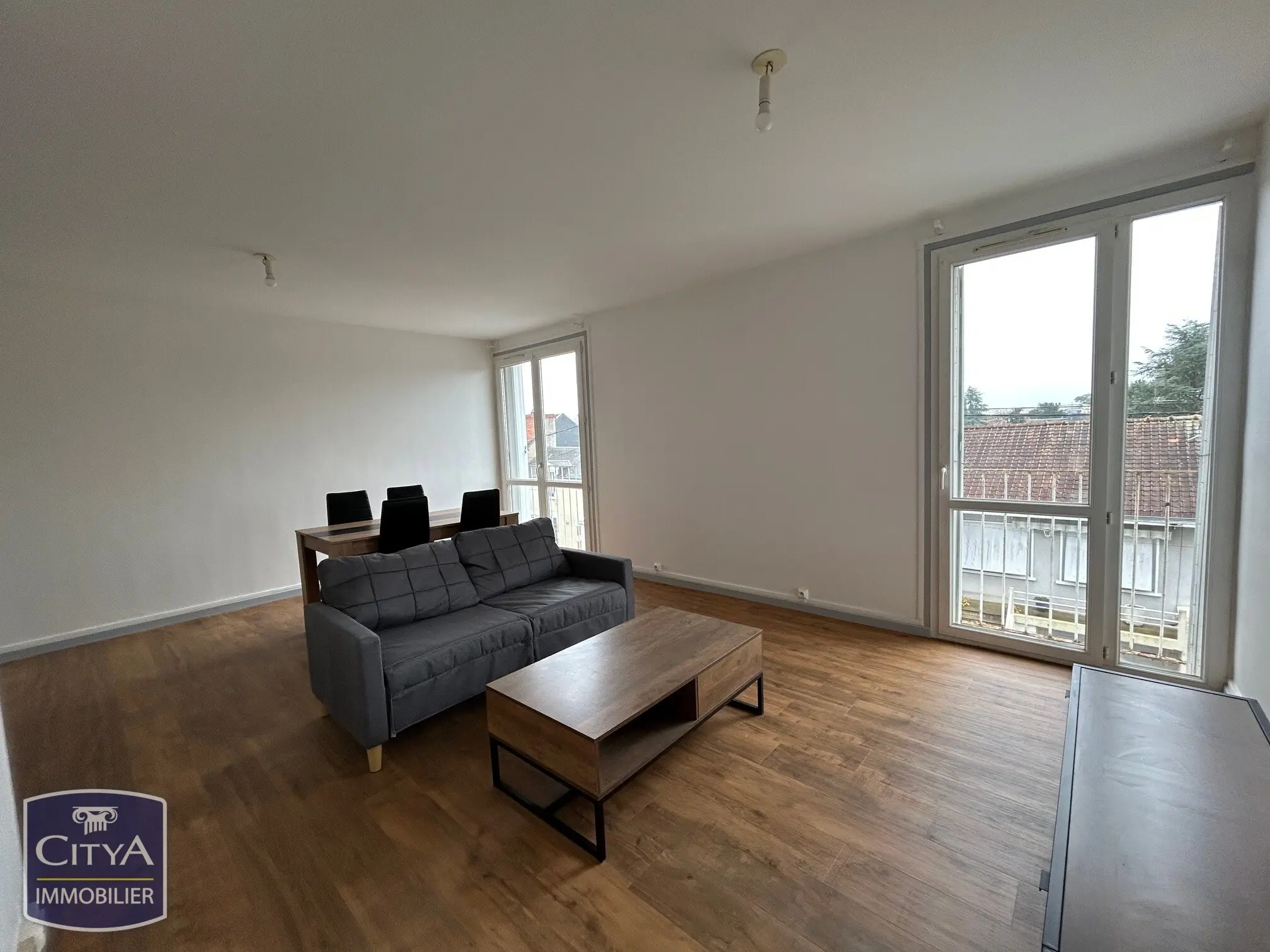 Photo 2 Appartement 4 pièces 84m²