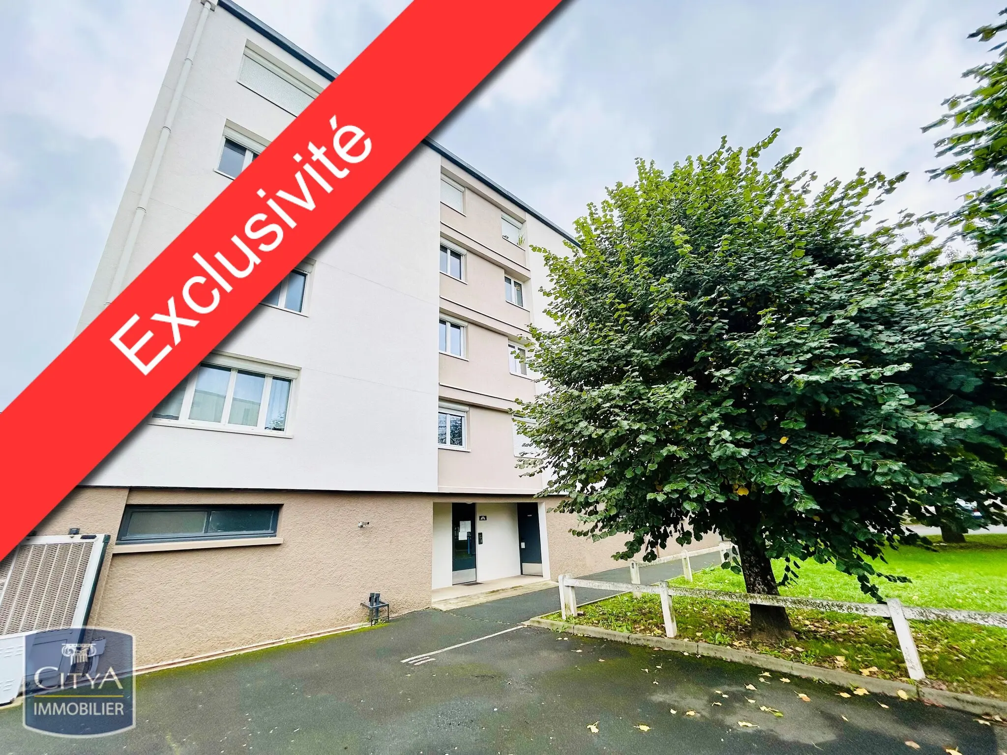 Photo 1 Appartement 1 pièce 40m²