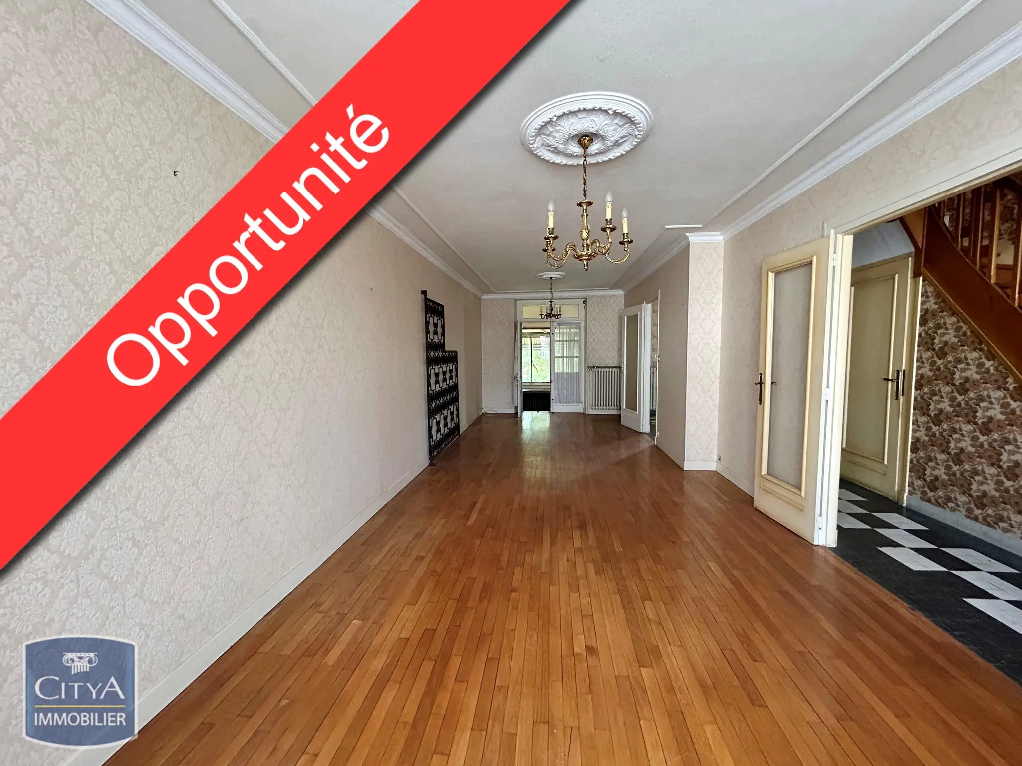 Photo 1 Maison 4 pièces 122m²