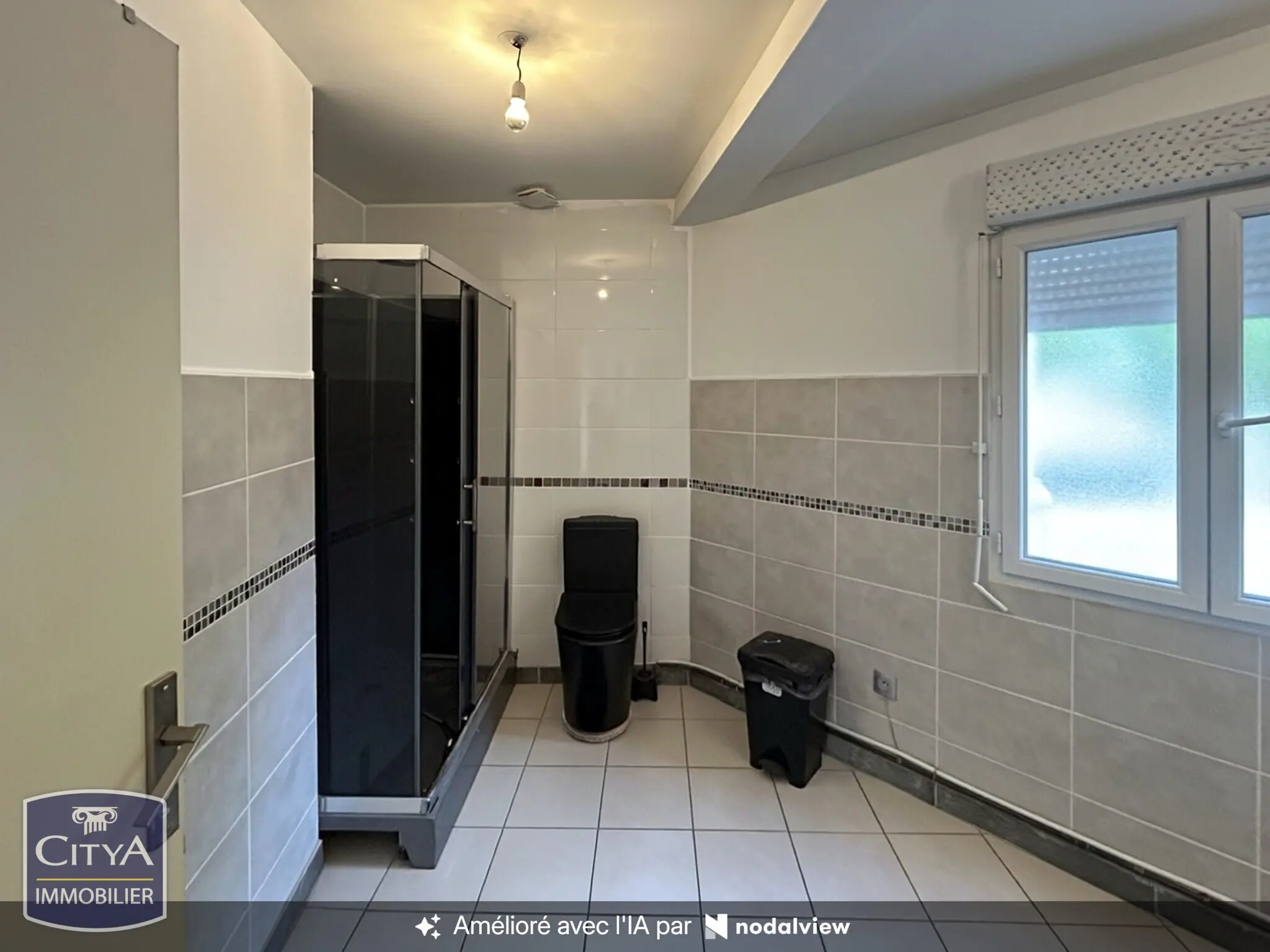 Photo 9 Local Commercial 181m²
