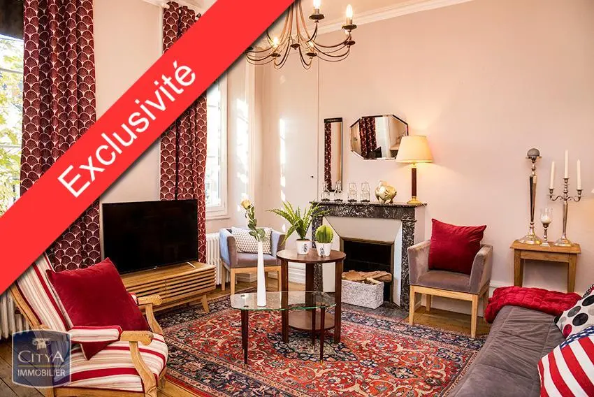 Photo 1 Immeuble 900m²