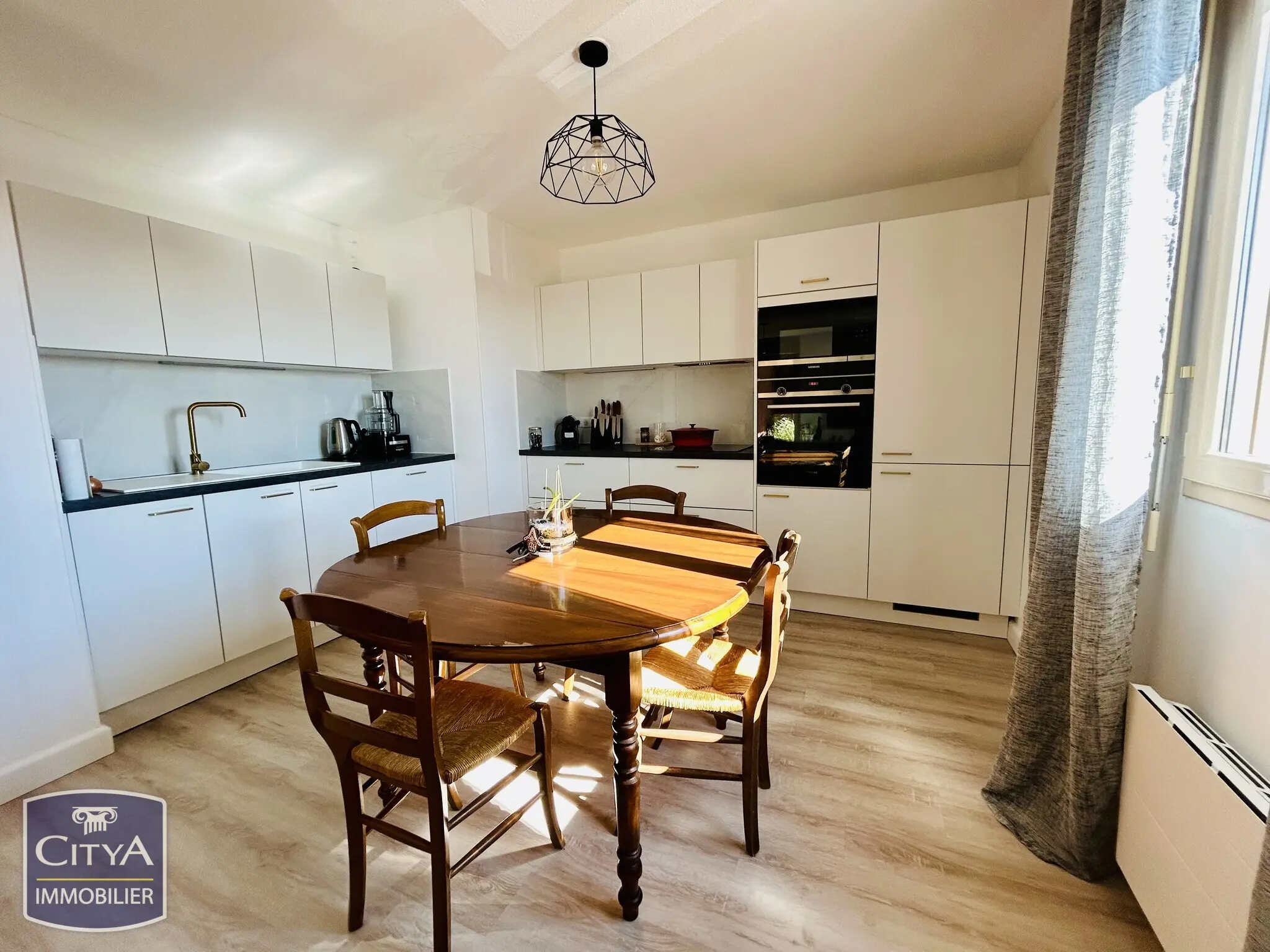 Photo 3 Appartement 4 pièces 99.9m²