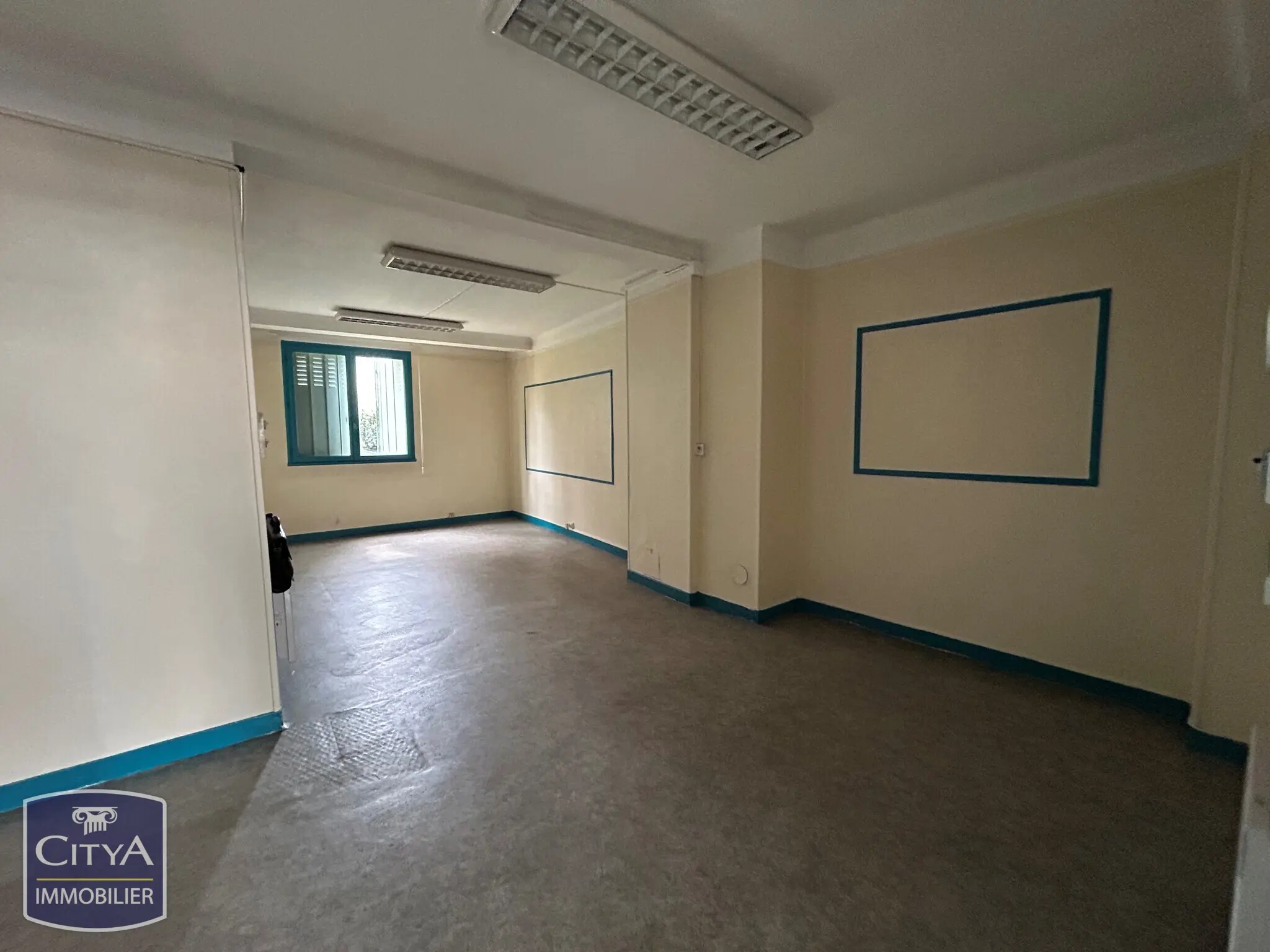 Photo 1 Local Commercial 79m²