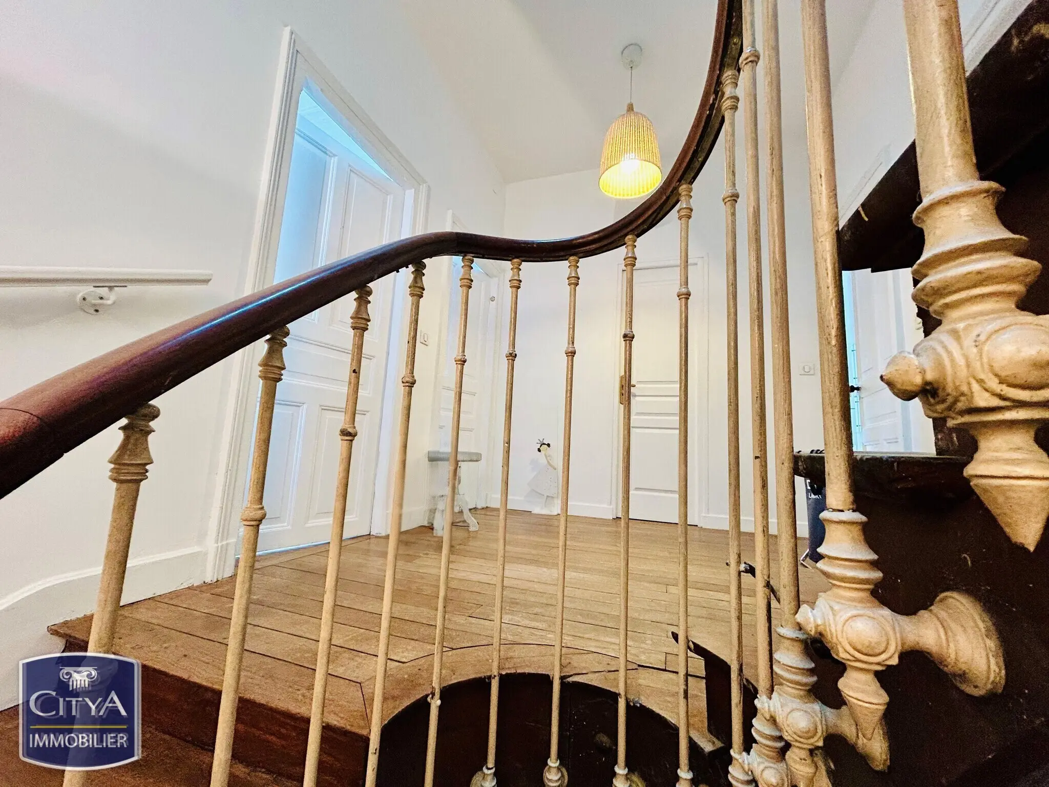 Photo 10 Maison 9 pièces 190m²