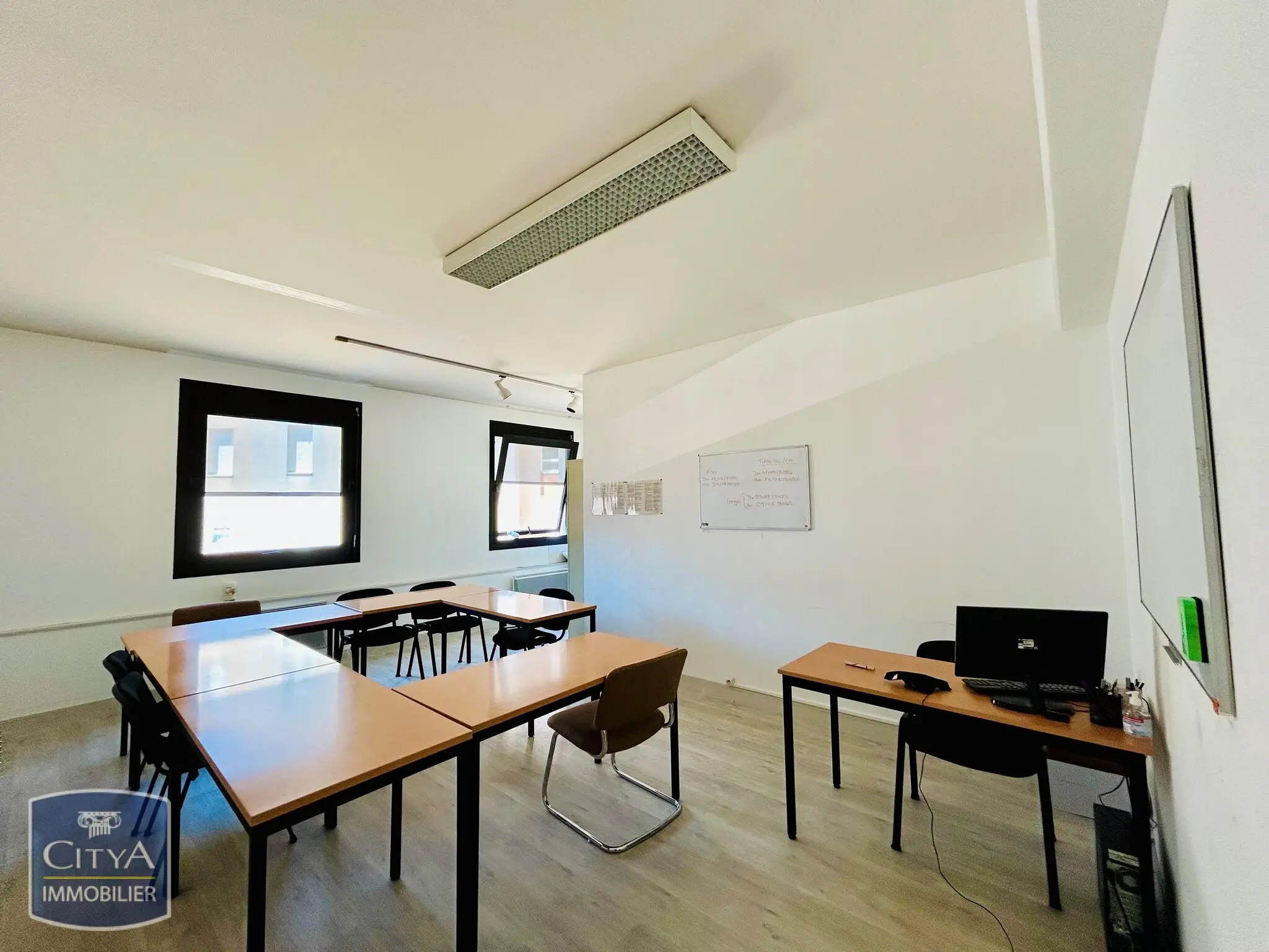 Photo 6 Fonds De Commerce 138m²