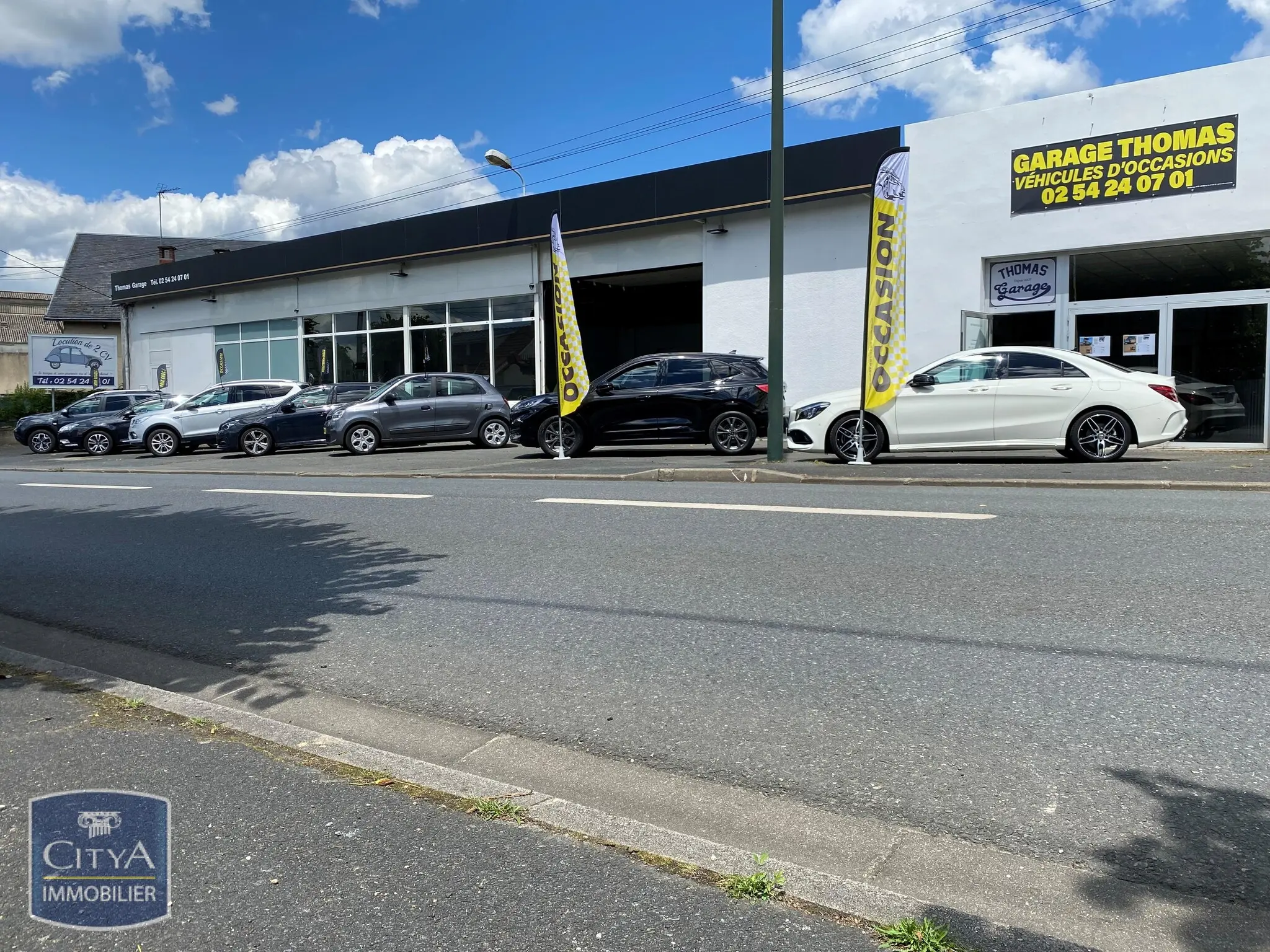Photo 1 Local Commercial 645m²
