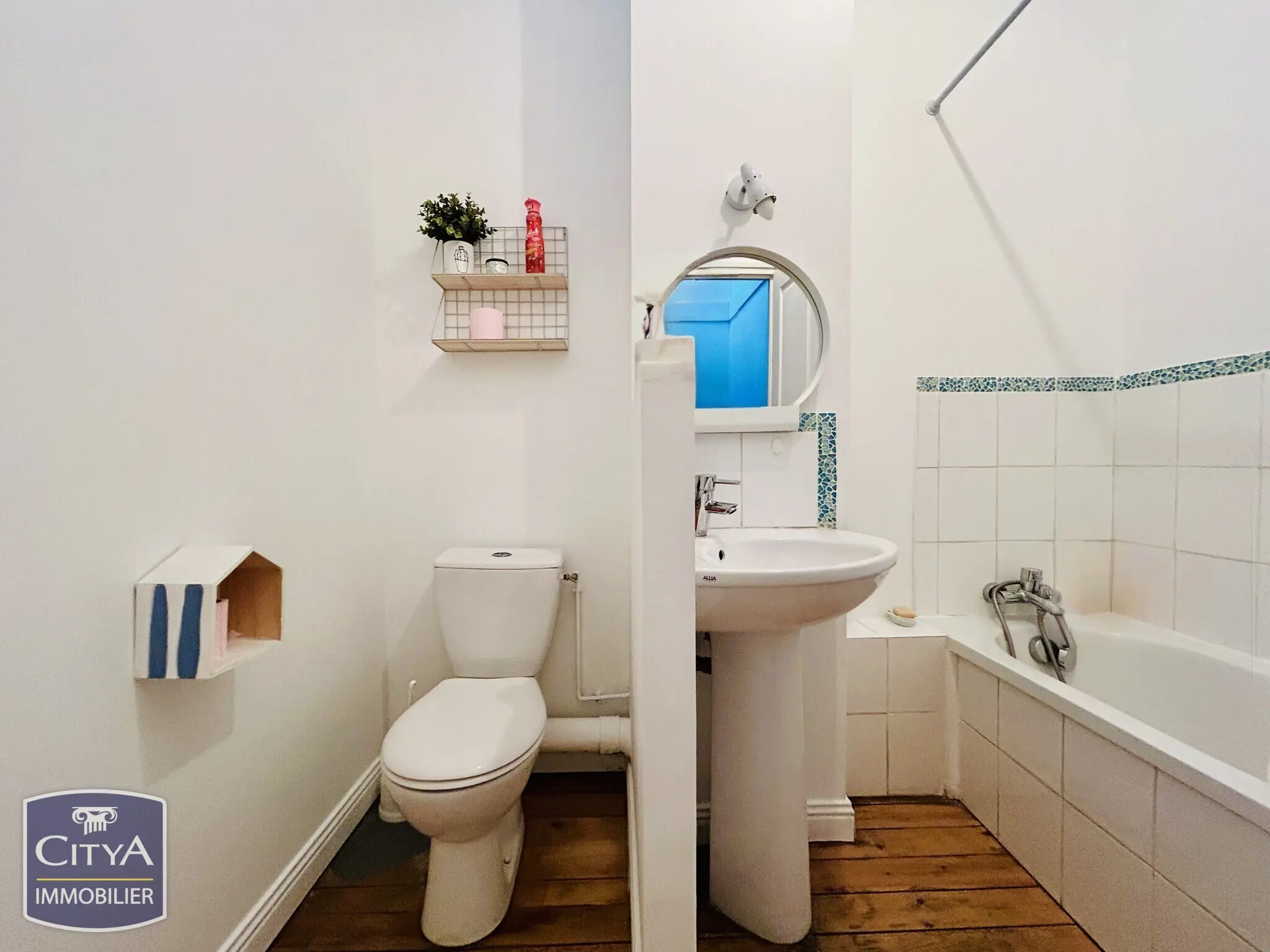 Photo 18 Maison 9 pièces 190m²