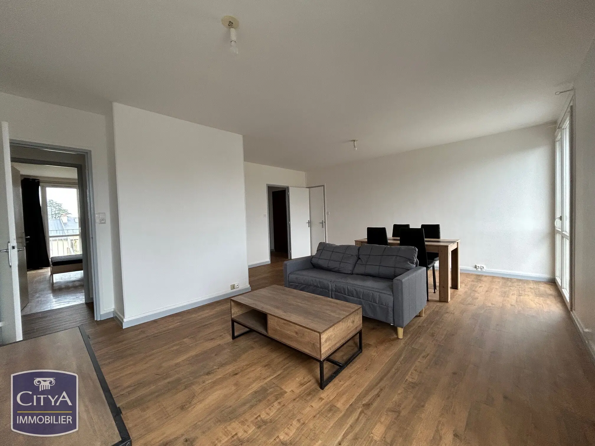 Photo 1 Appartement 4 pièces 84m²