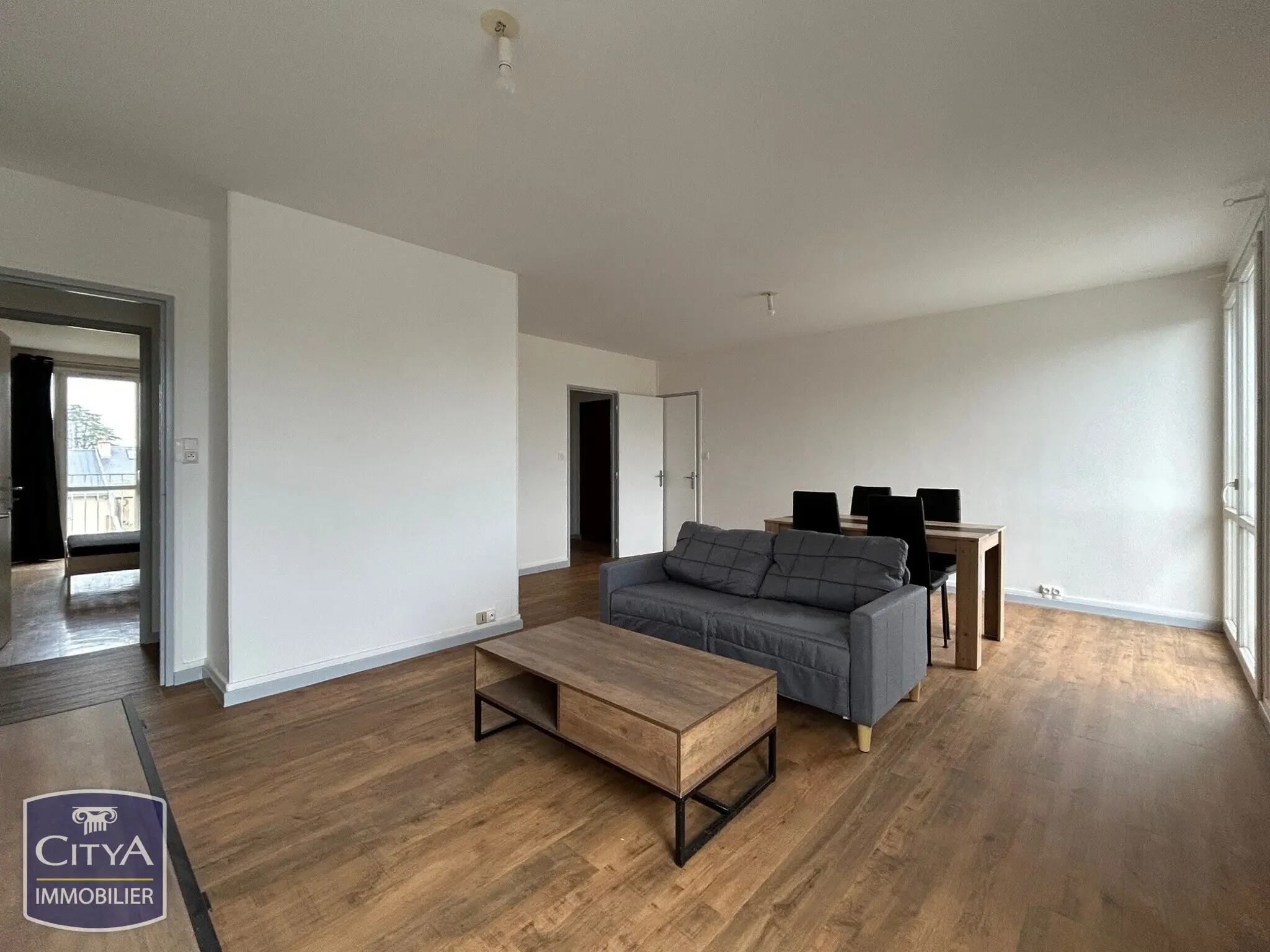 Photo 3 Appartement 4 pièces 84m²