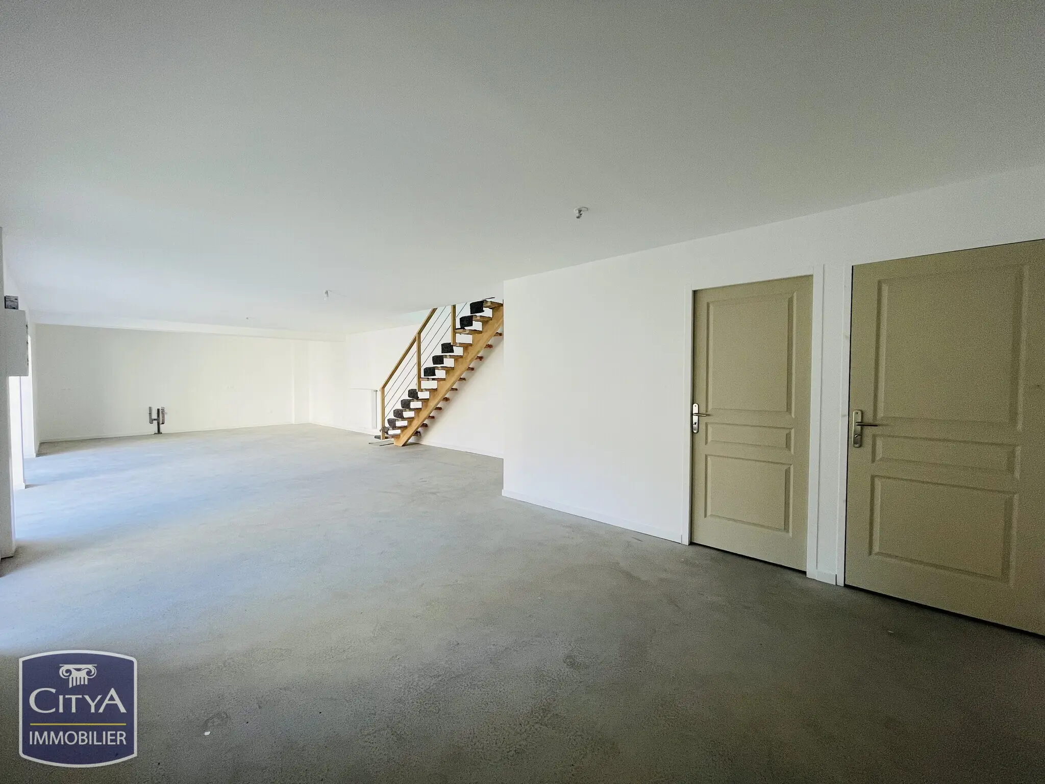 Photo 3 Maison 4 pièces 142m²