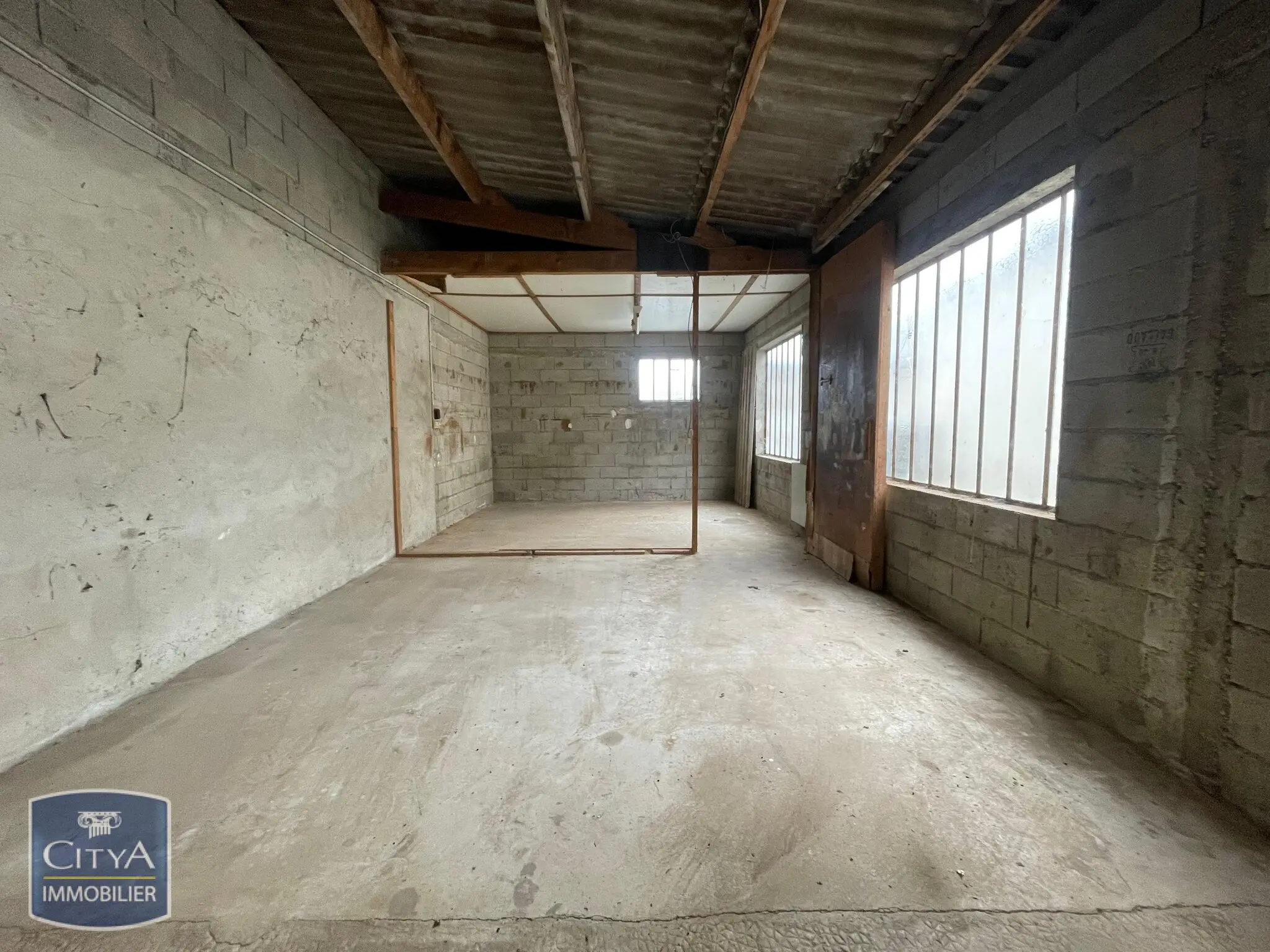 Photo 2 Maison 1 pièce 85m²