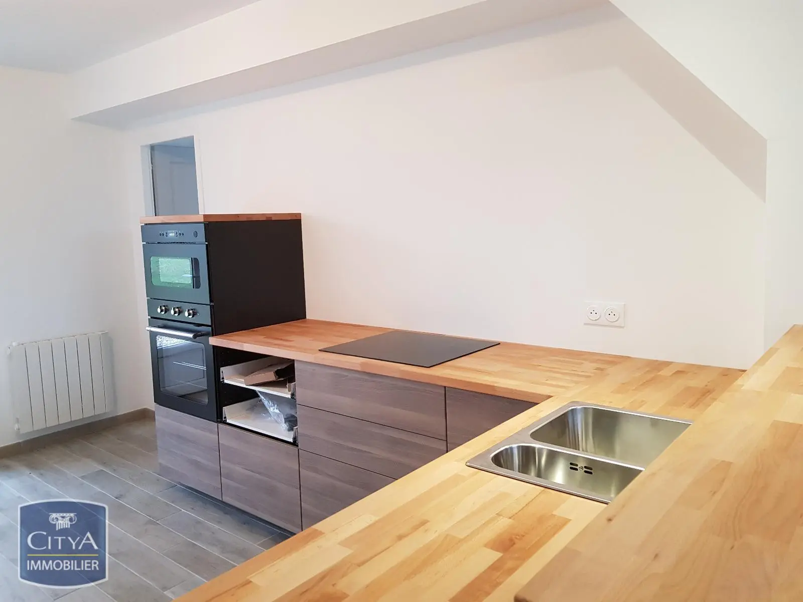 Photo 2 Maison 5 pièces 182m²