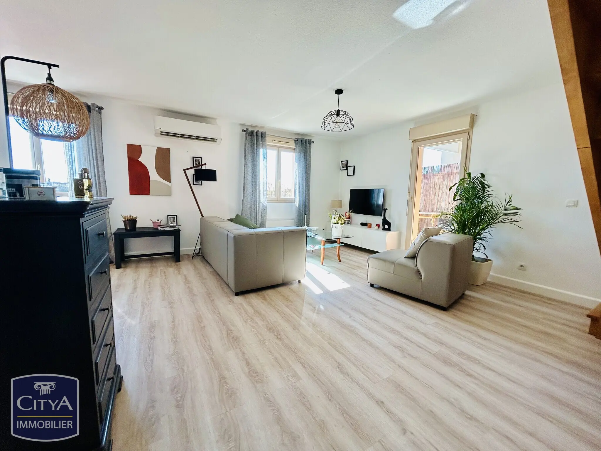 Photo 2 Appartement 4 pièces 99.9m²