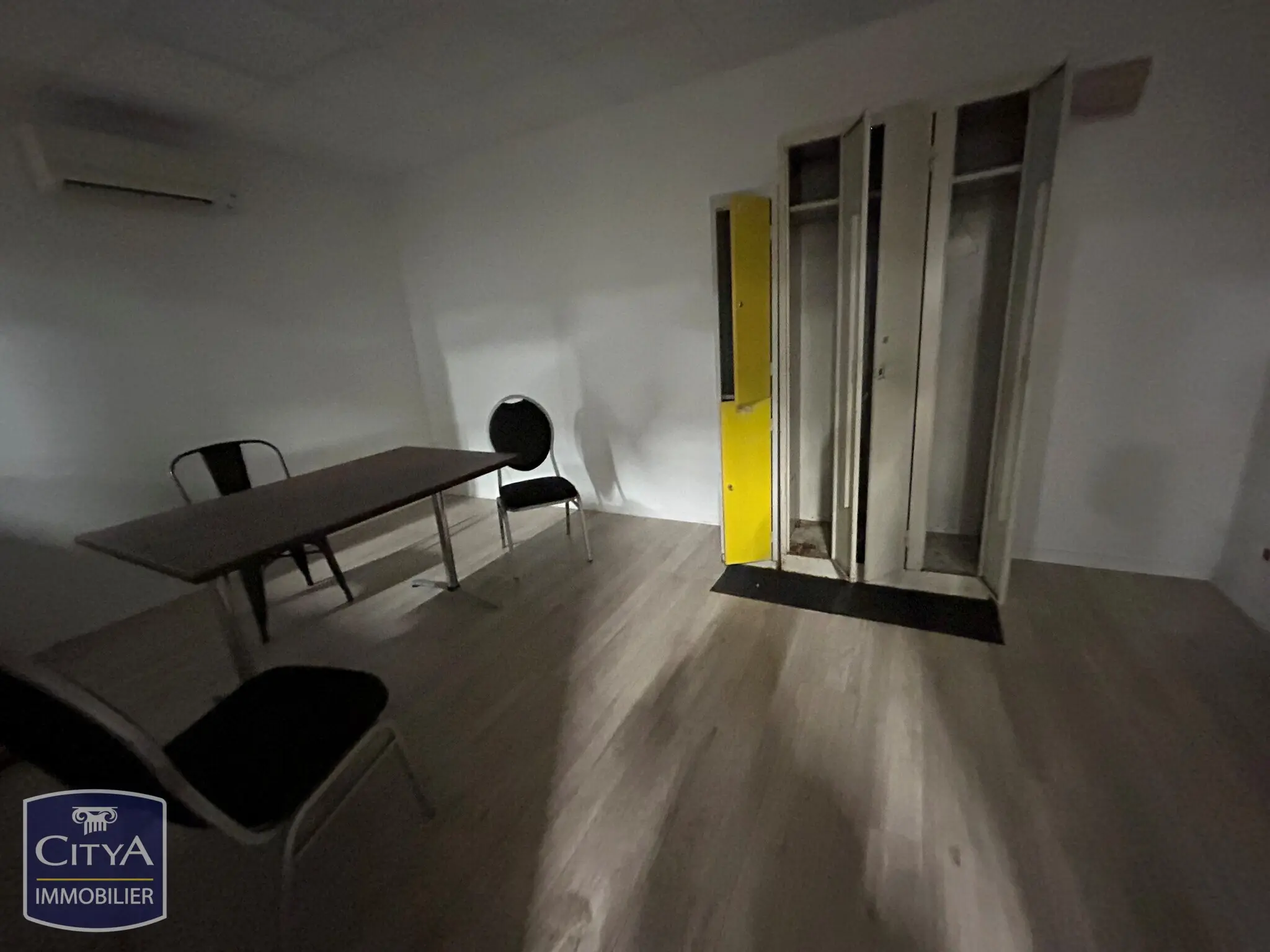 Photo 15 Local Professionnel 1603m²