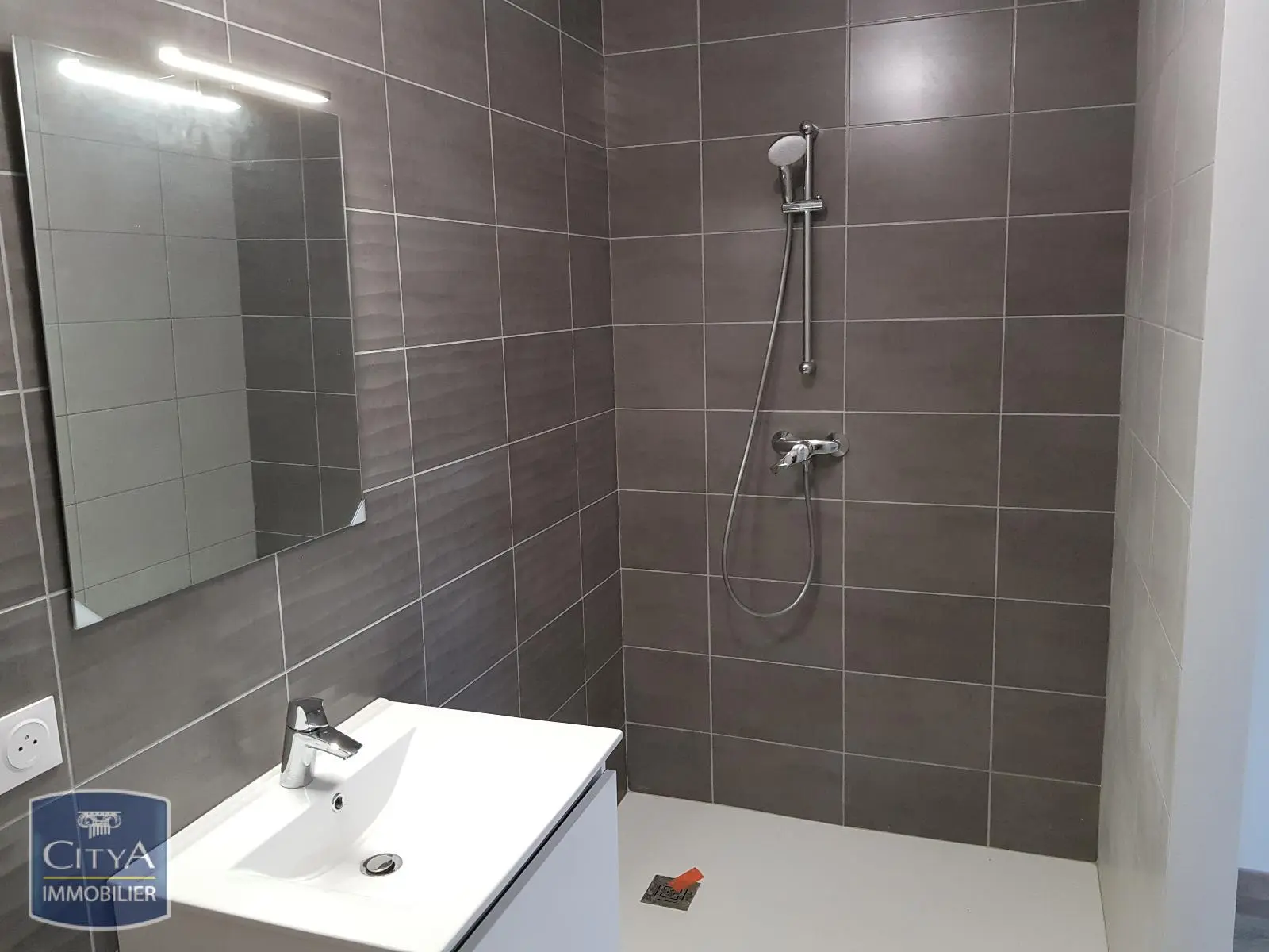 Photo 9 Maison 5 pièces 182m²