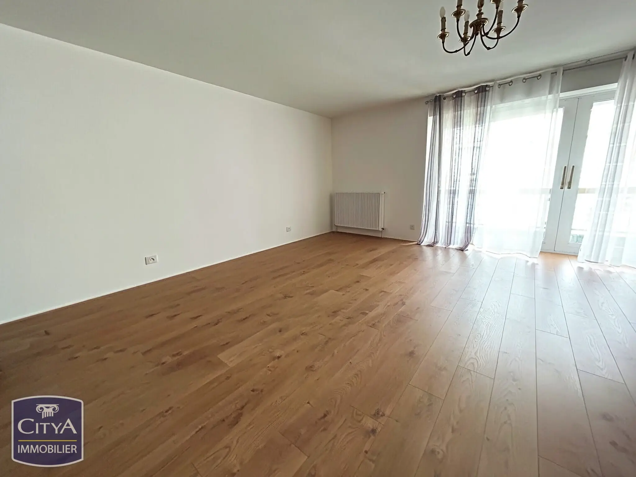 Photo 1 Appartement 5 pièces 103m²