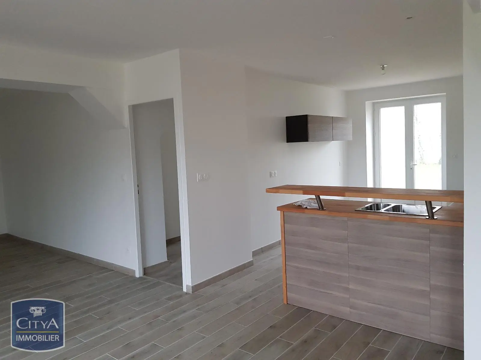 Photo 4 Maison 5 pièces 182m²